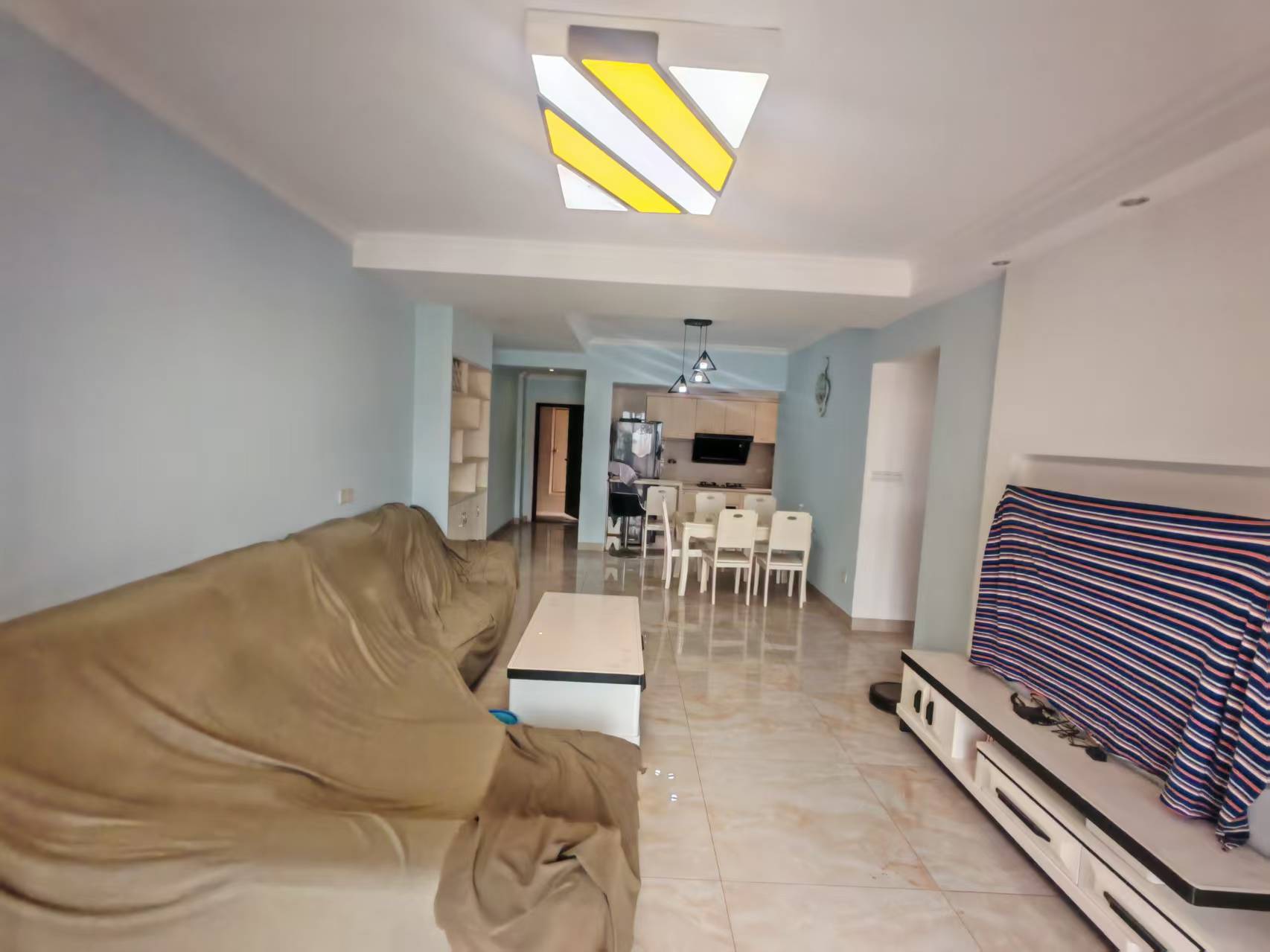 奥园广场 3室2厅1卫 61.8万 奥园广场 3室2厅1卫 61.8万室内图