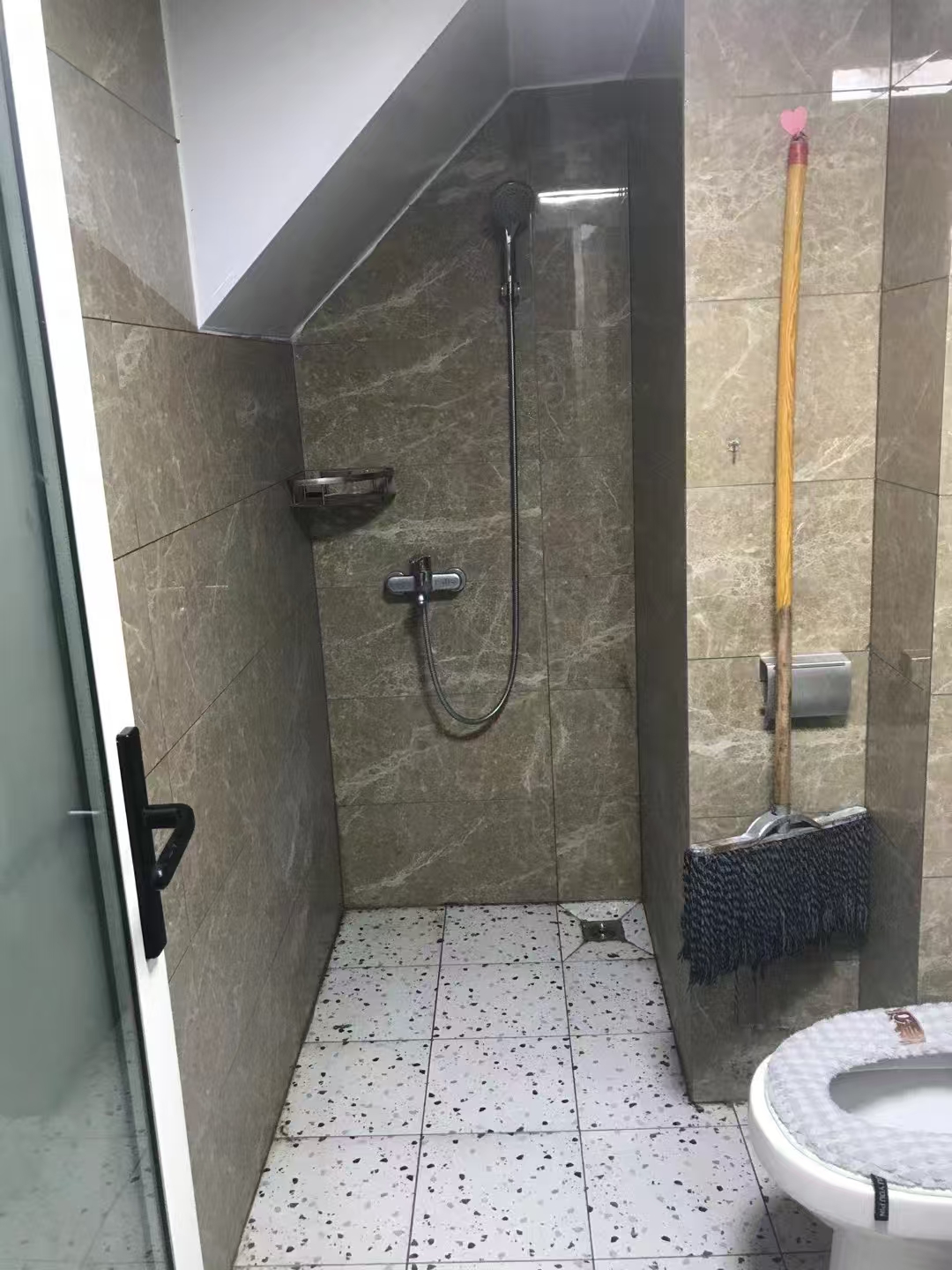 青春里 2室1厅0卫 1500.0元/月 青春里 2室1厅0卫 1500.0元/月室内图