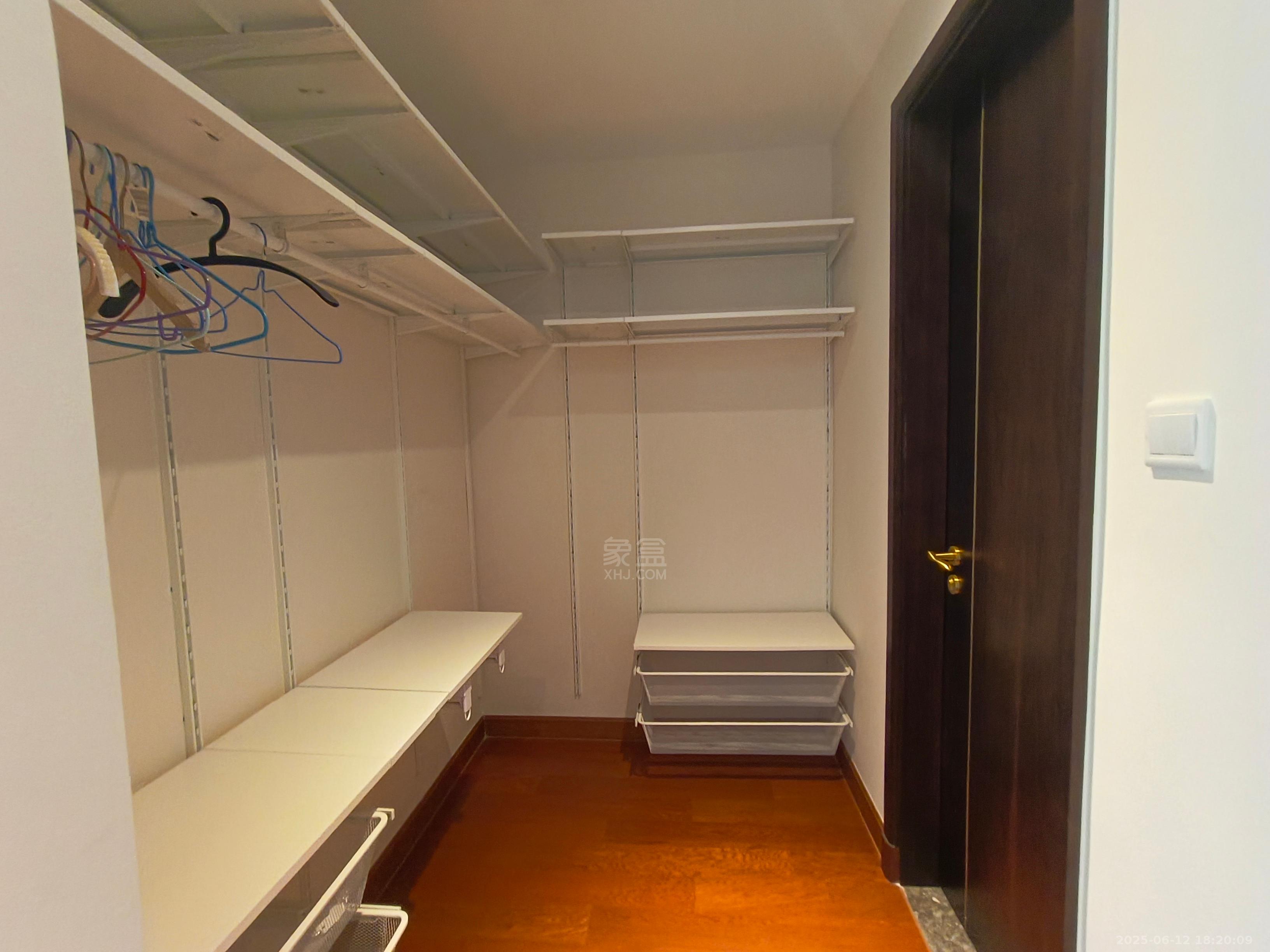 株洲恒大悦珑台 3室2厅2卫 2000.0元/月 株洲恒大悦珑台 3室2厅2卫 2000.0元/月室内图