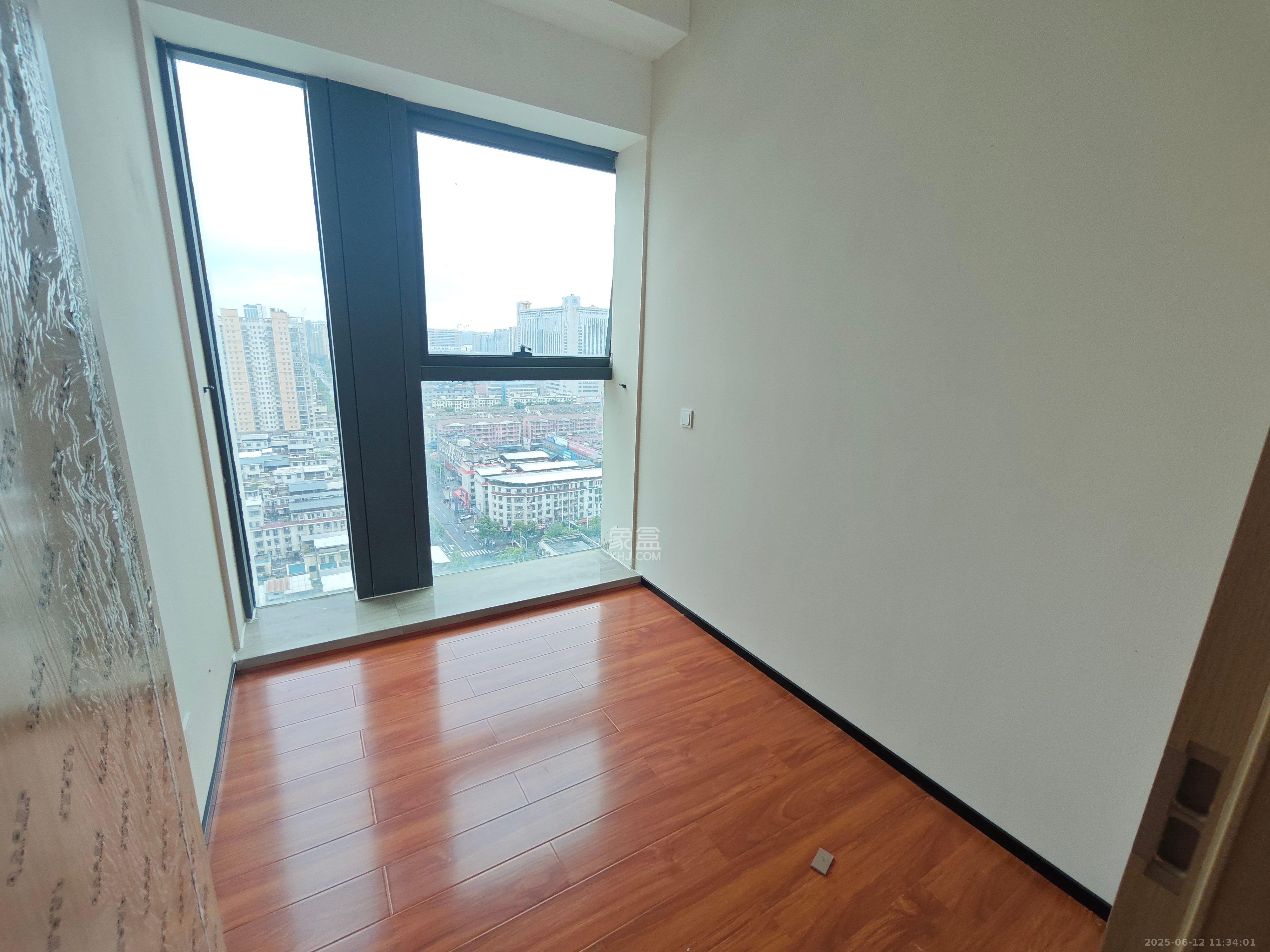 恒大珺悦府   110.0㎡      2950.0元/月室内图