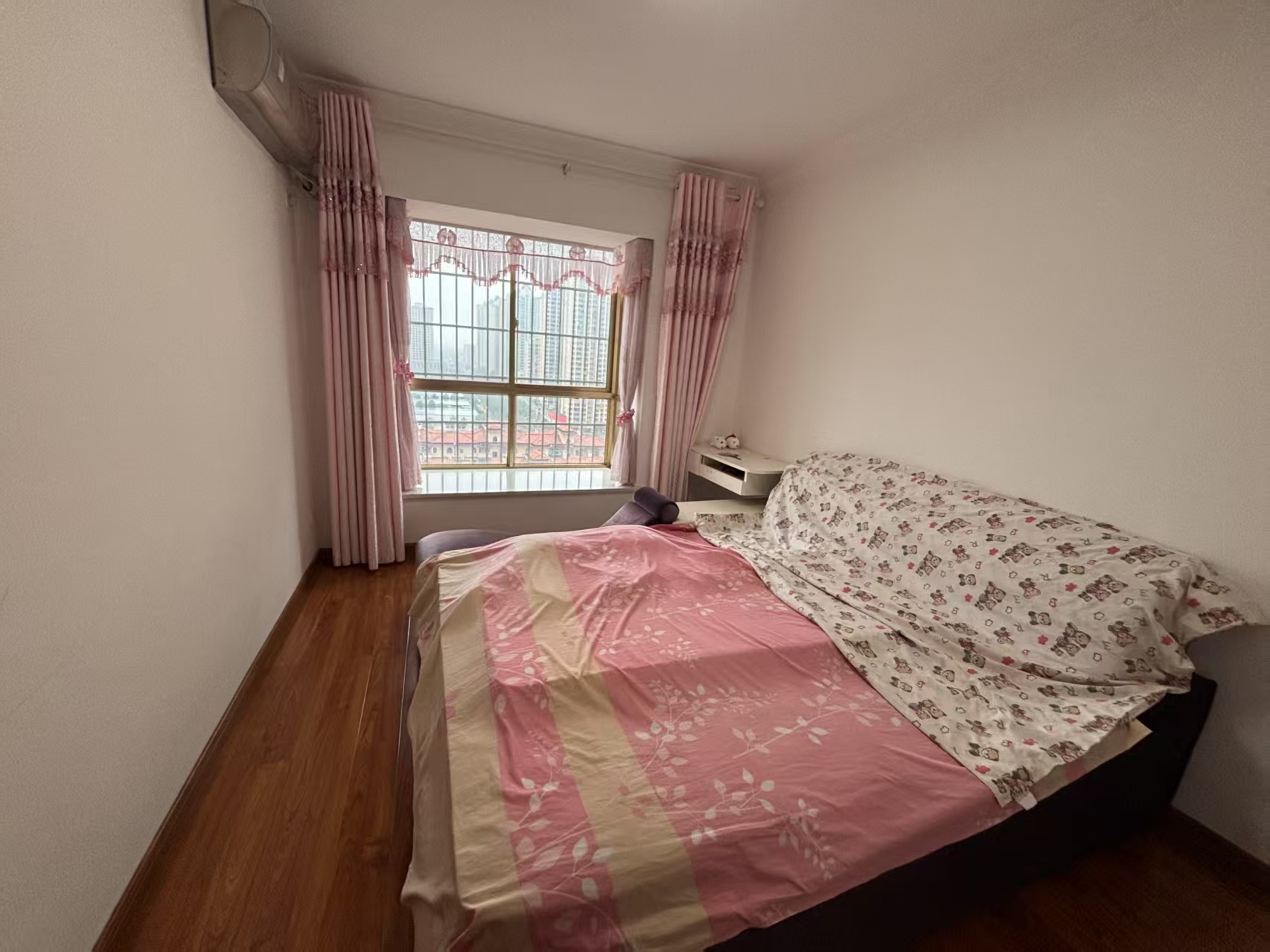 拓兴阳光新城 3室2厅1卫 2000.0元/月 拓兴阳光新城 3室2厅1卫 2000.0元/月室内图