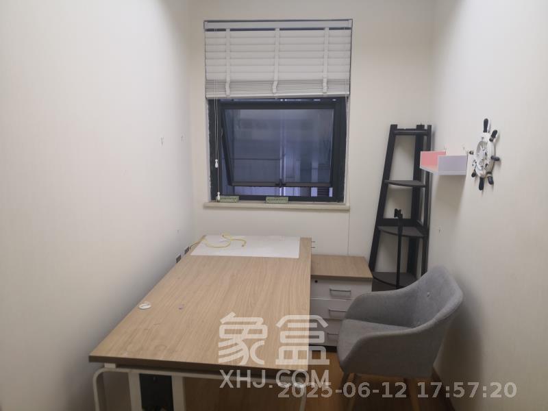 东塘瑞府  3室2厅1卫    3000.0元/月 东塘瑞府  3室2厅1卫    3000.0元/月