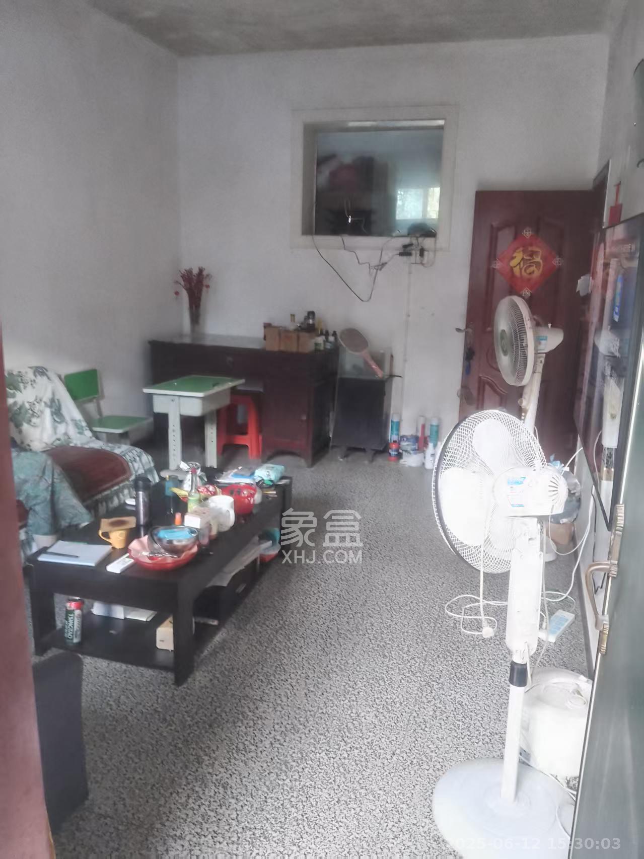 东瓜山二村 3室1厅1卫 3000.0元/月 东瓜山二村 3室1厅1卫 3000.0元/月室内图