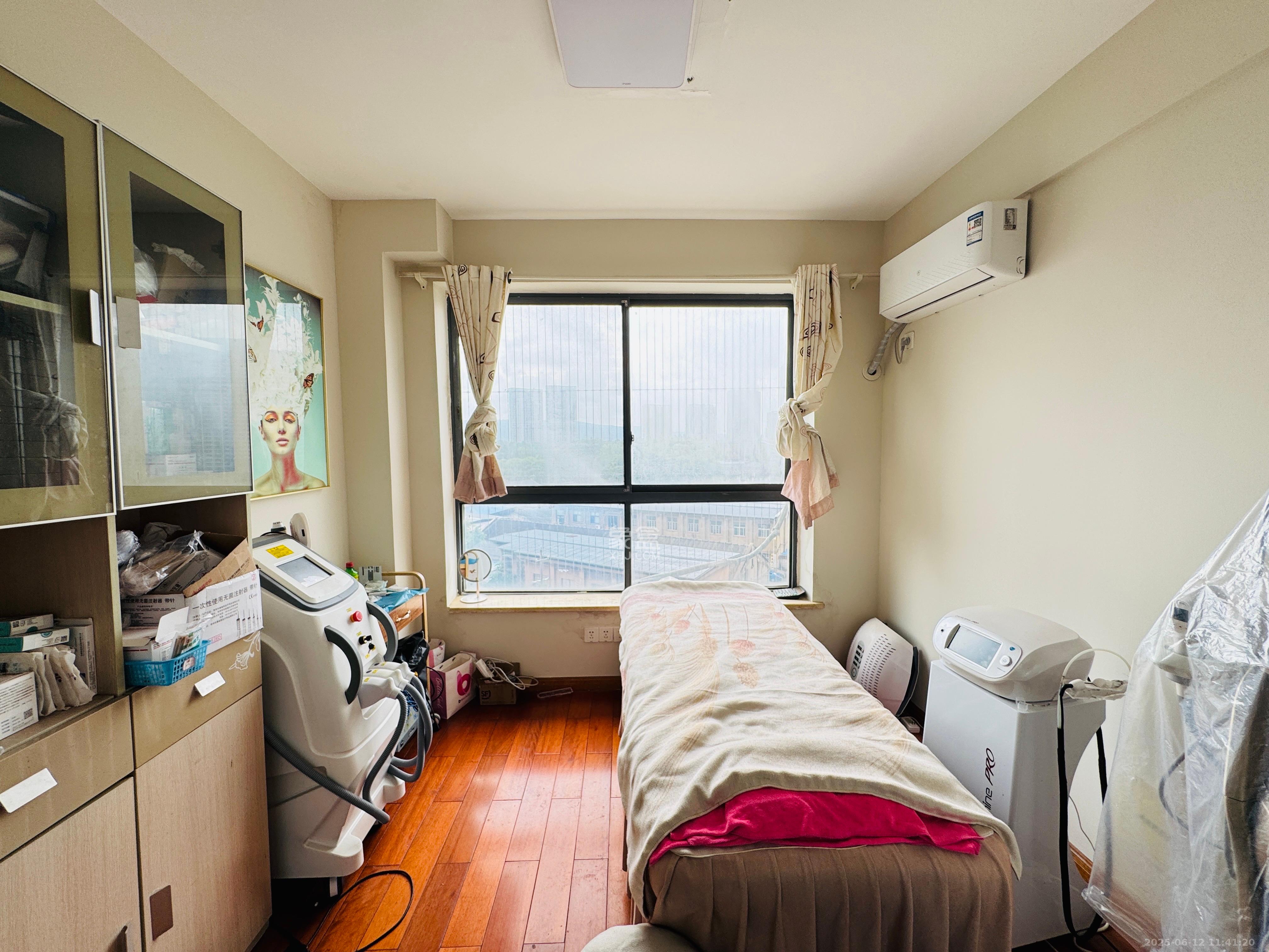 乾城(兴旺乾城) 3室2厅1卫 2500.0元/月 乾城(兴旺乾城) 3室2厅1卫 2500.0元/月室内图