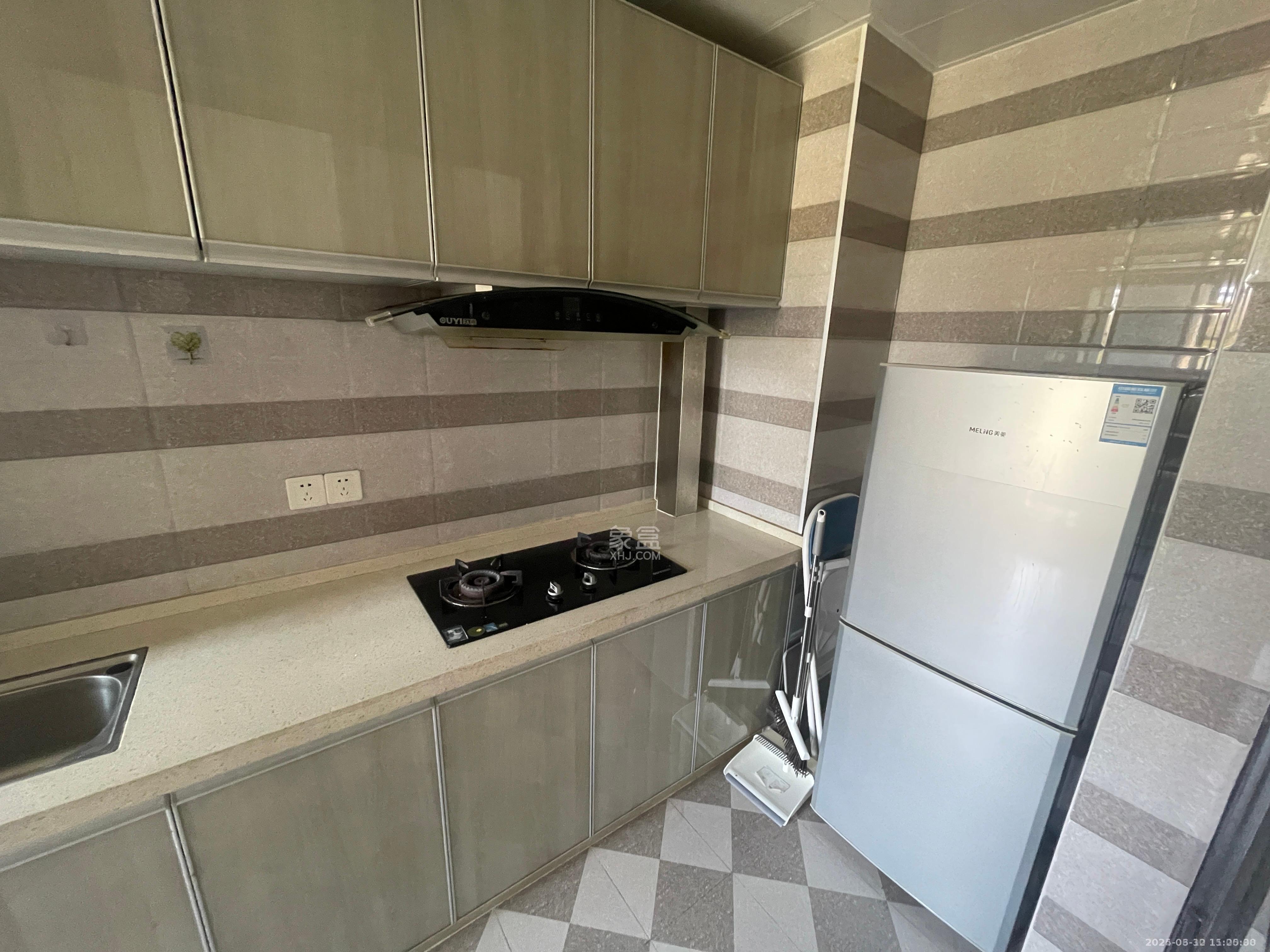 中建御山和苑  1室1厅1卫   1200.00元/月室内图