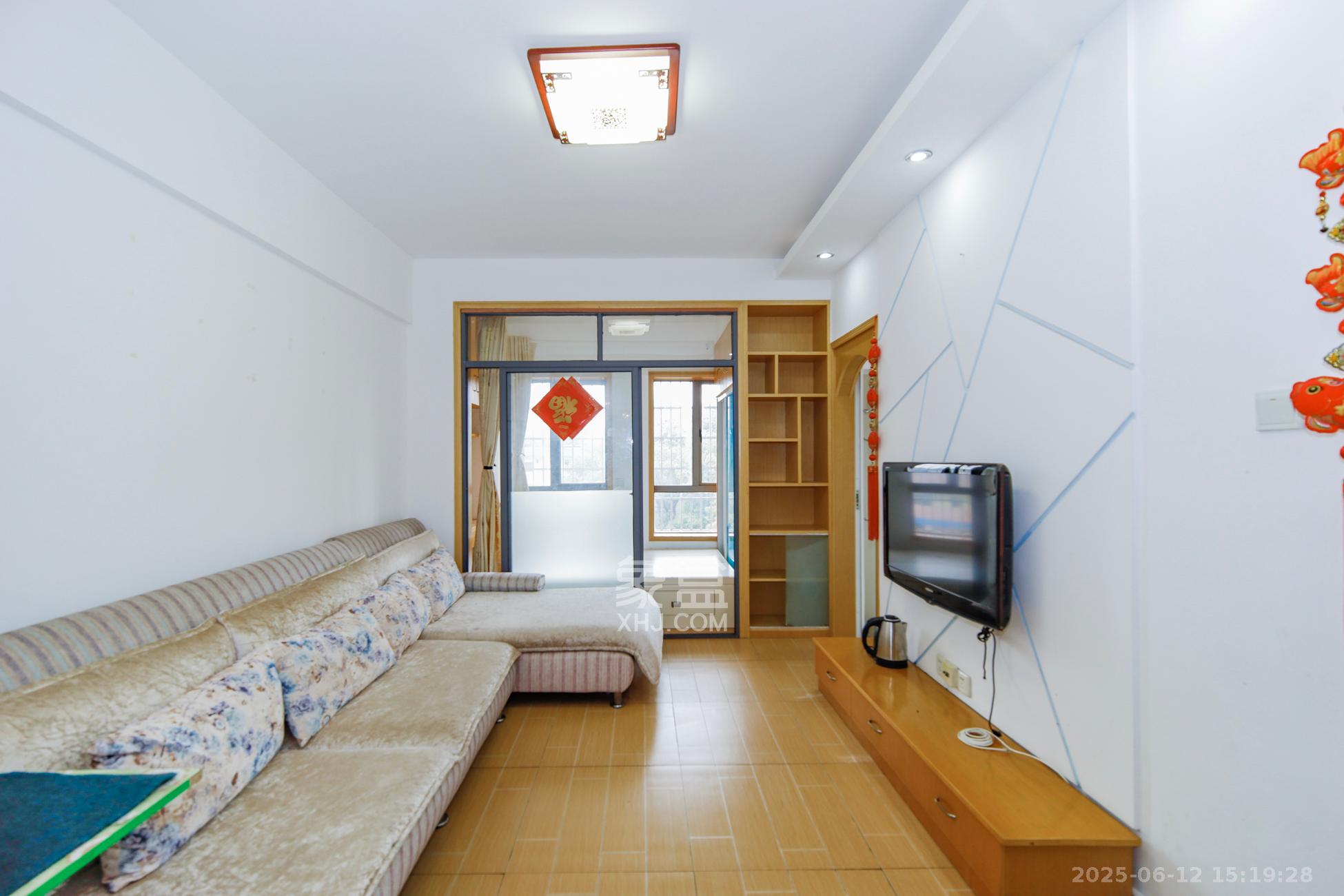 上海城小区  1室1厅1卫   1600.00元/月