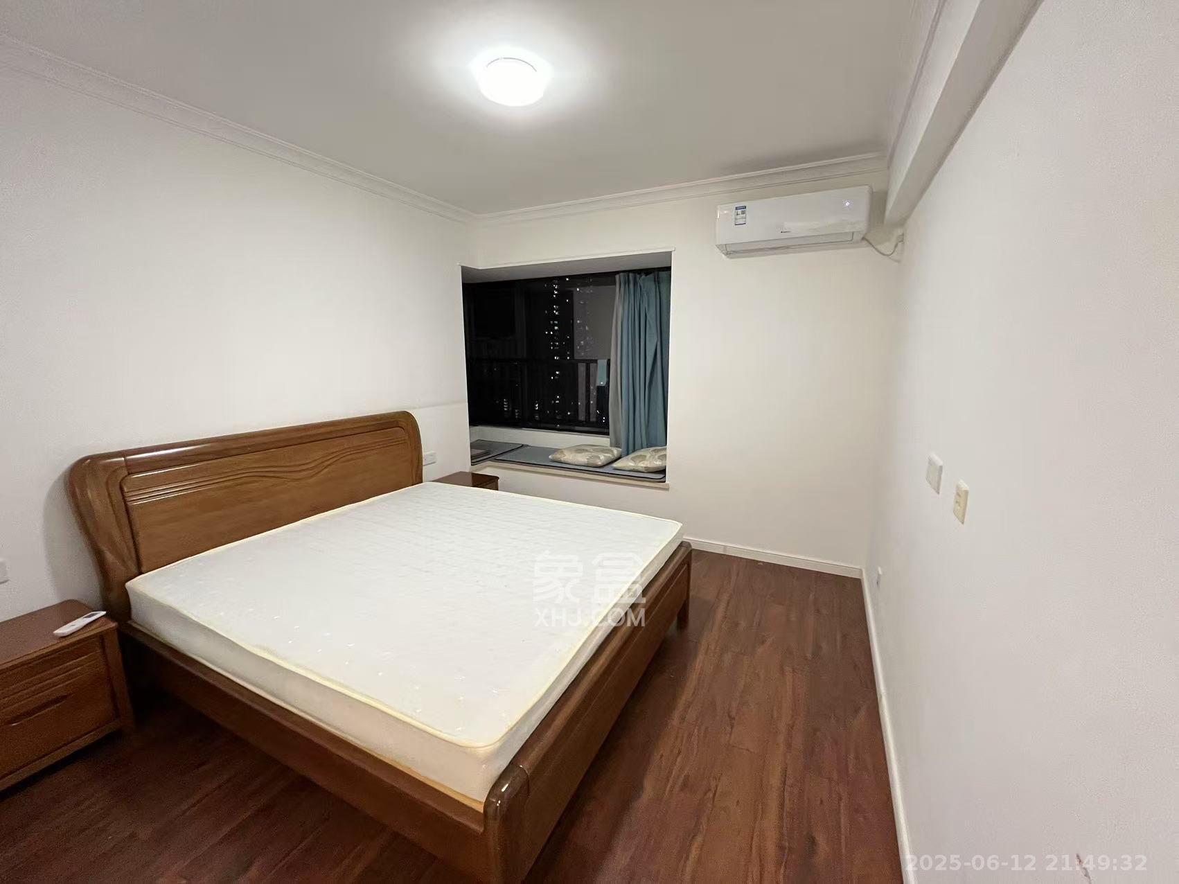 万科魅力之城观澜里 3室2厅2卫 2800.0元/月 万科魅力之城观澜里 3室2厅2卫 2800.0元/月室内图