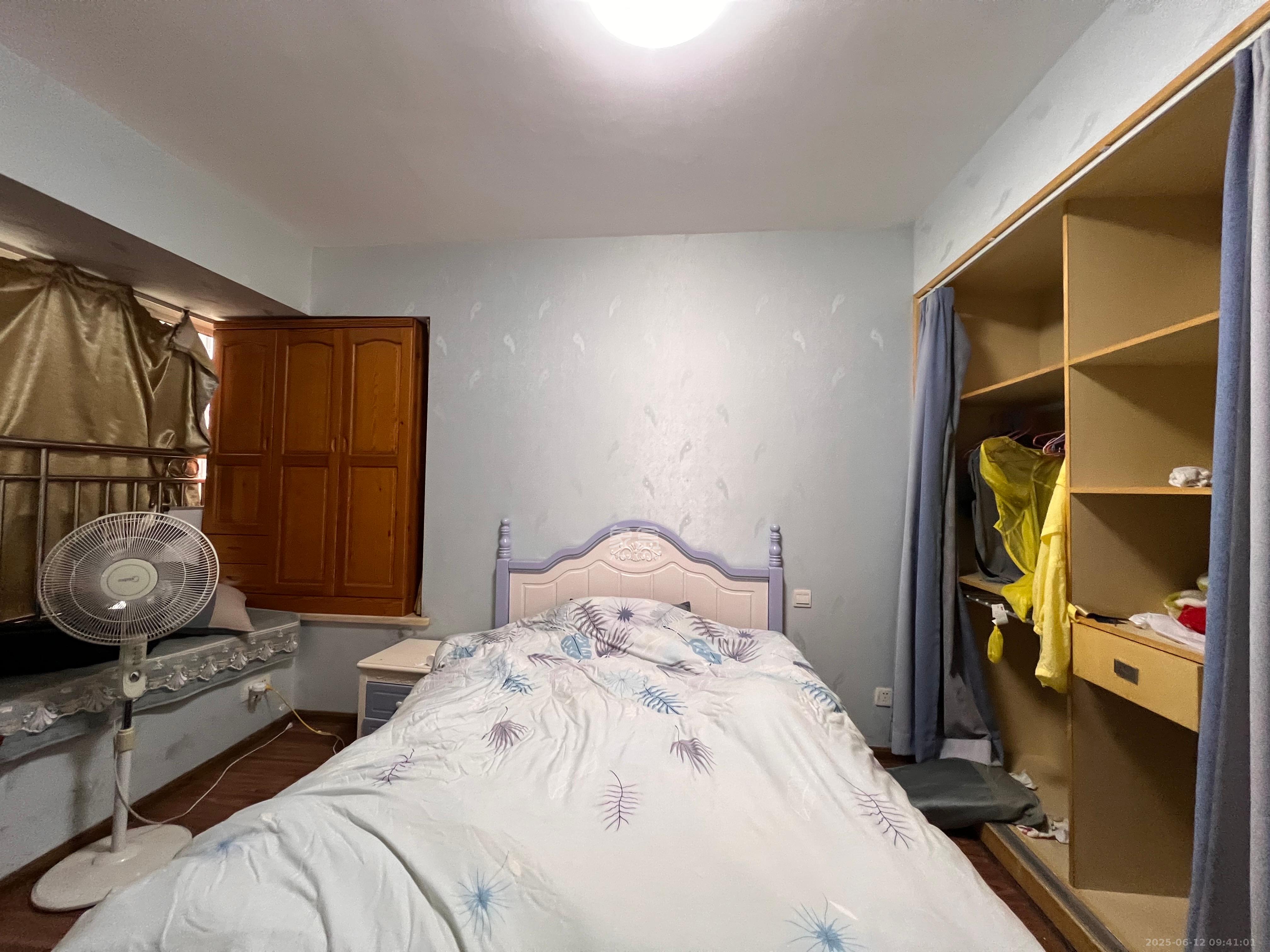 雅致名园 5室2厅2卫 3900.0元/月 雅致名园 5室2厅2卫 3900.0元/月室内图