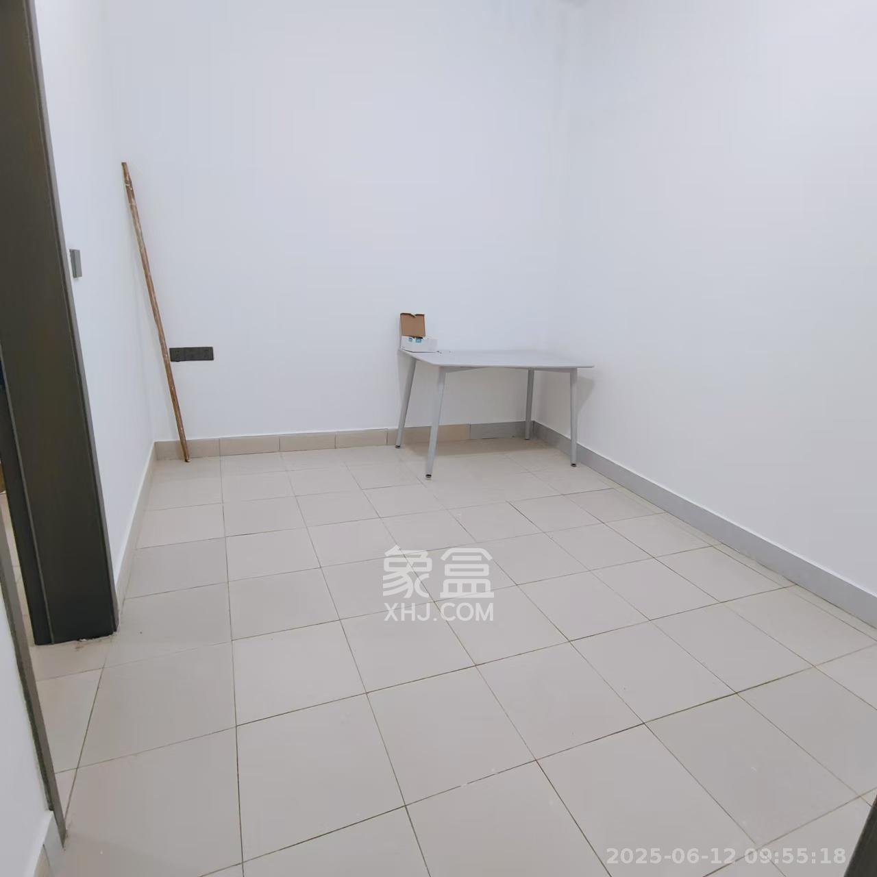 长沙市药材公司（太平街94号）  2室1厅1卫   2200.00元/月室内图