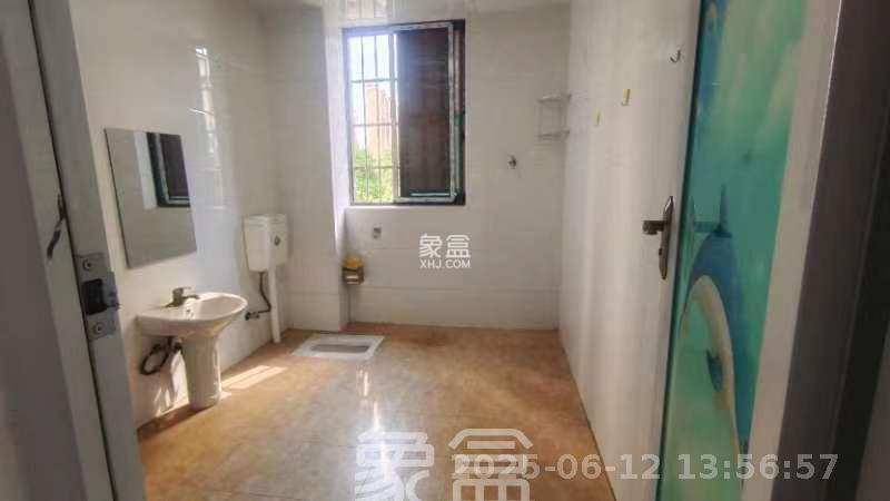 佳美紫郡 4室2厅1卫 2000.0元/月 佳美紫郡 4室2厅1卫 2000.0元/月室内图