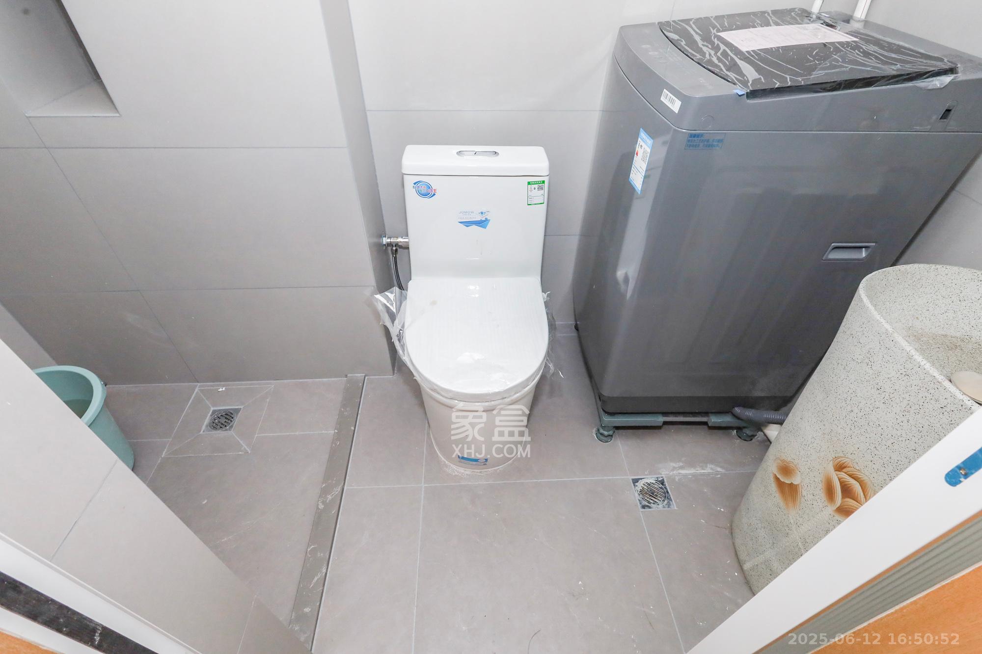 北辰时光里  1室0厅0卫    32.0万卫生间