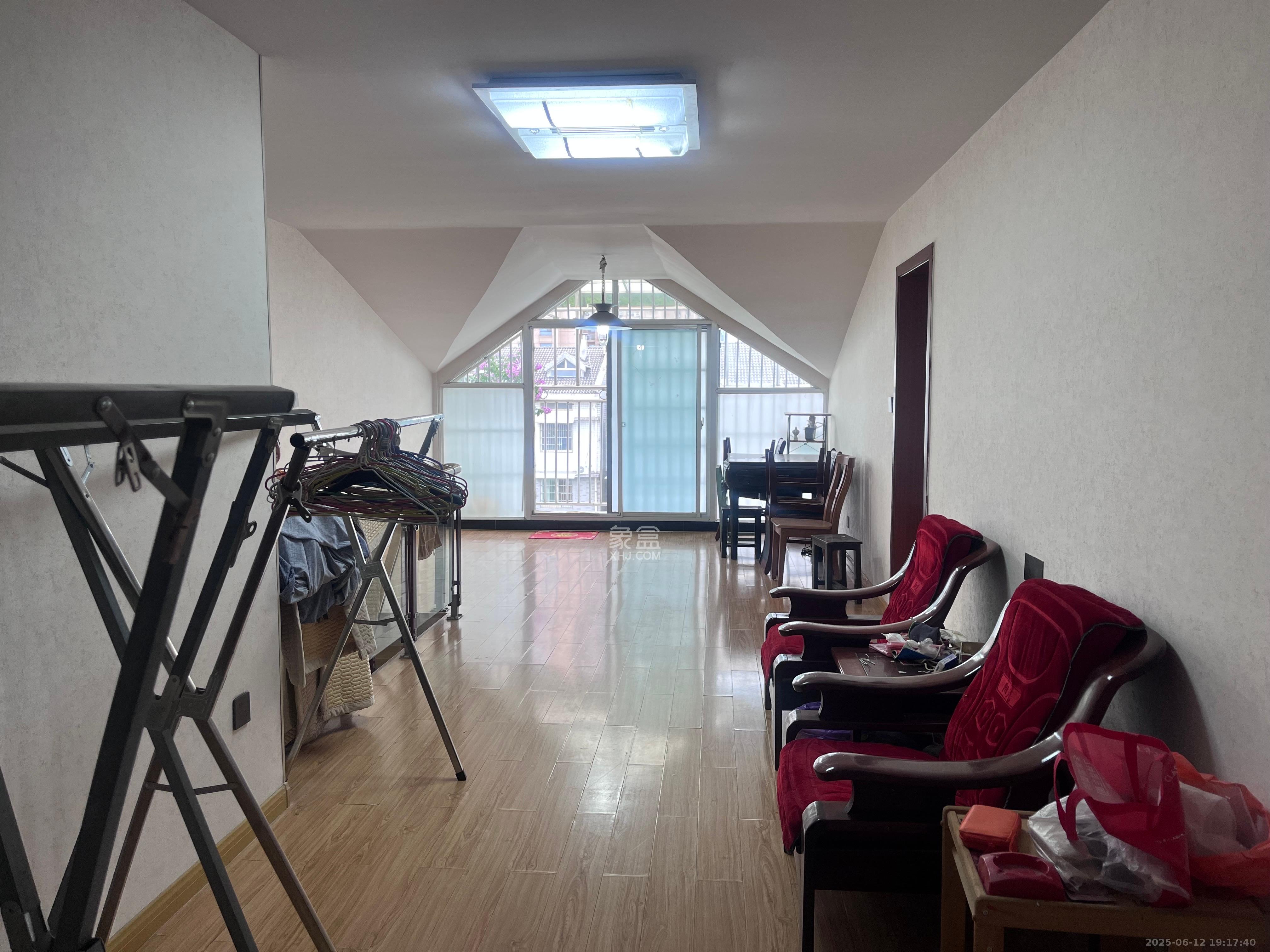 好家园 5室2厅2卫 2500.0元/月 好家园 5室2厅2卫 2500.0元/月室内图