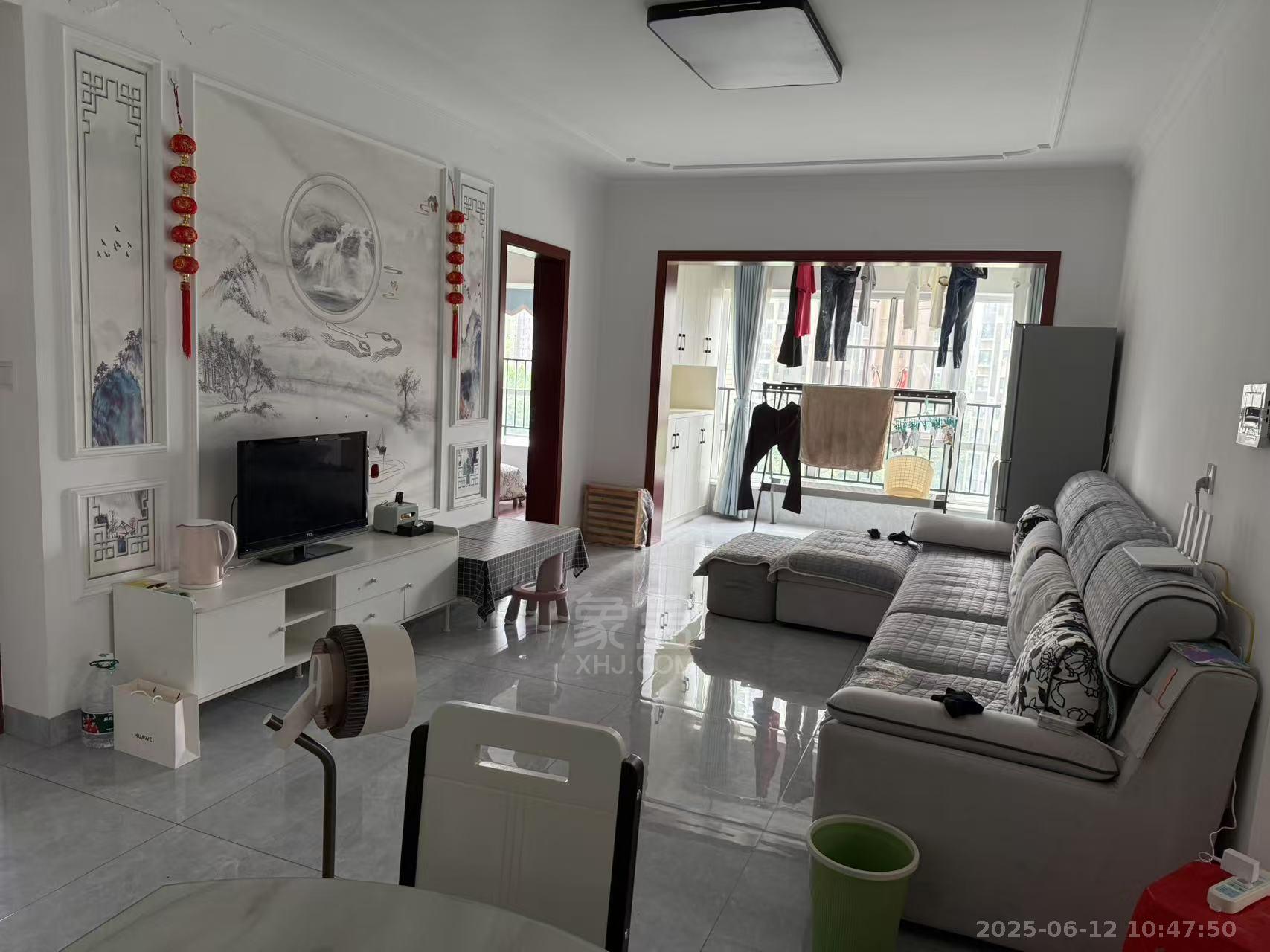 美的城三期 3室2厅1卫 1800.0元/月 美的城三期 3室2厅1卫 1800.0元/月室内图