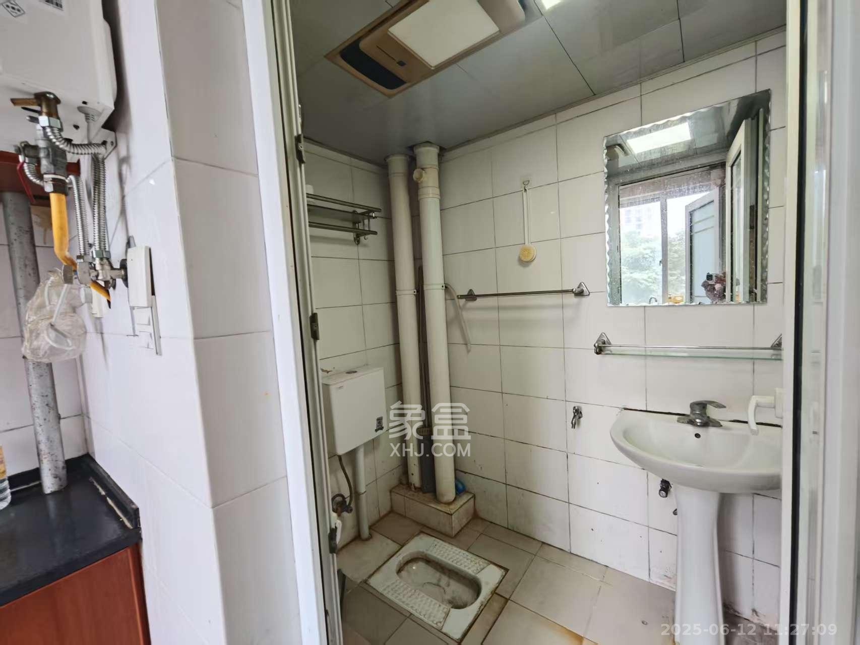 菁华源 2室1厅1卫 1300.0元/月 菁华源 2室1厅1卫 1300.0元/月室内图