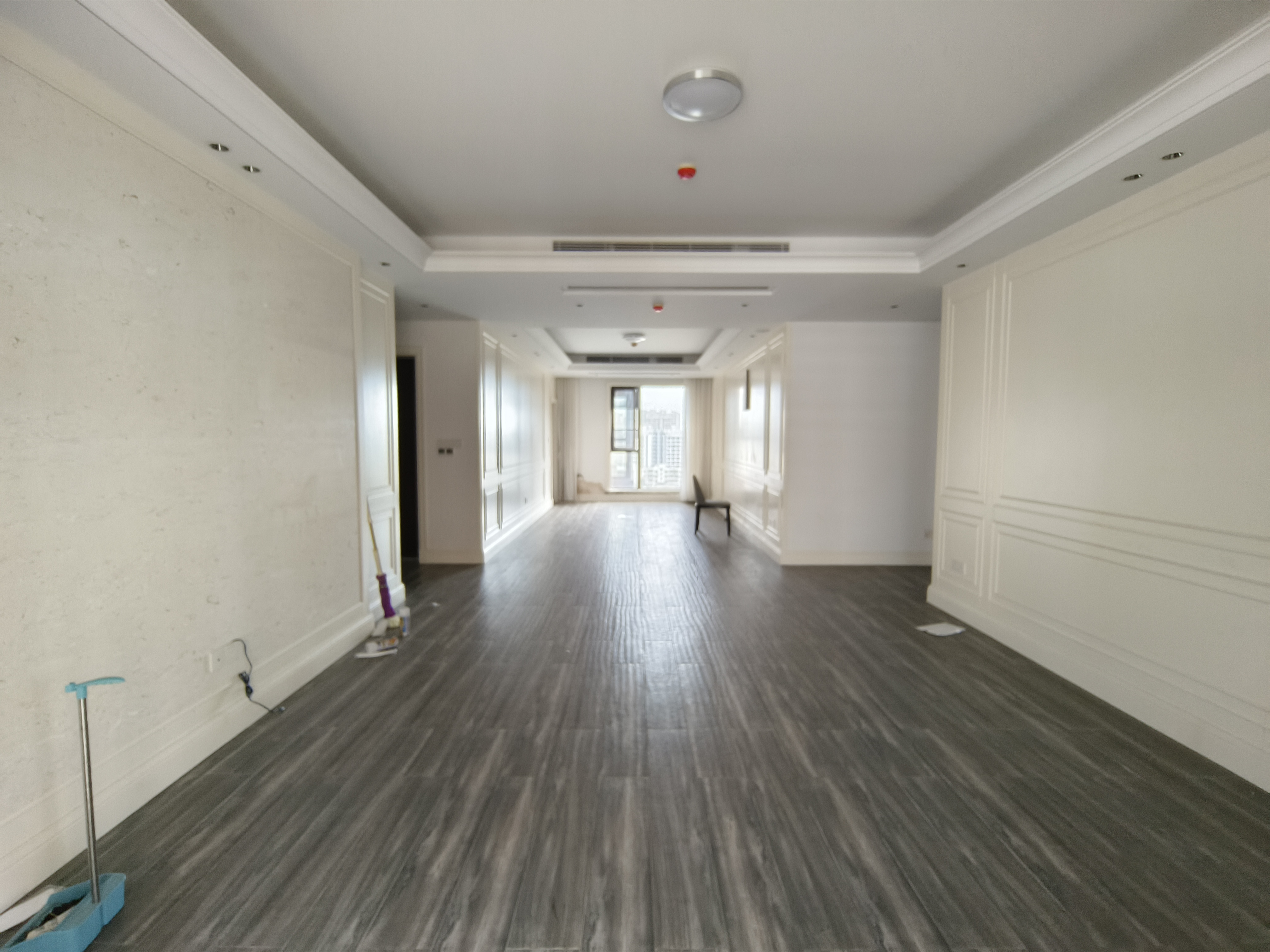 海航豪庭北苑 5室2厅2卫 7800.0元/月 海航豪庭北苑 5室2厅2卫 7800.0元/月室内图