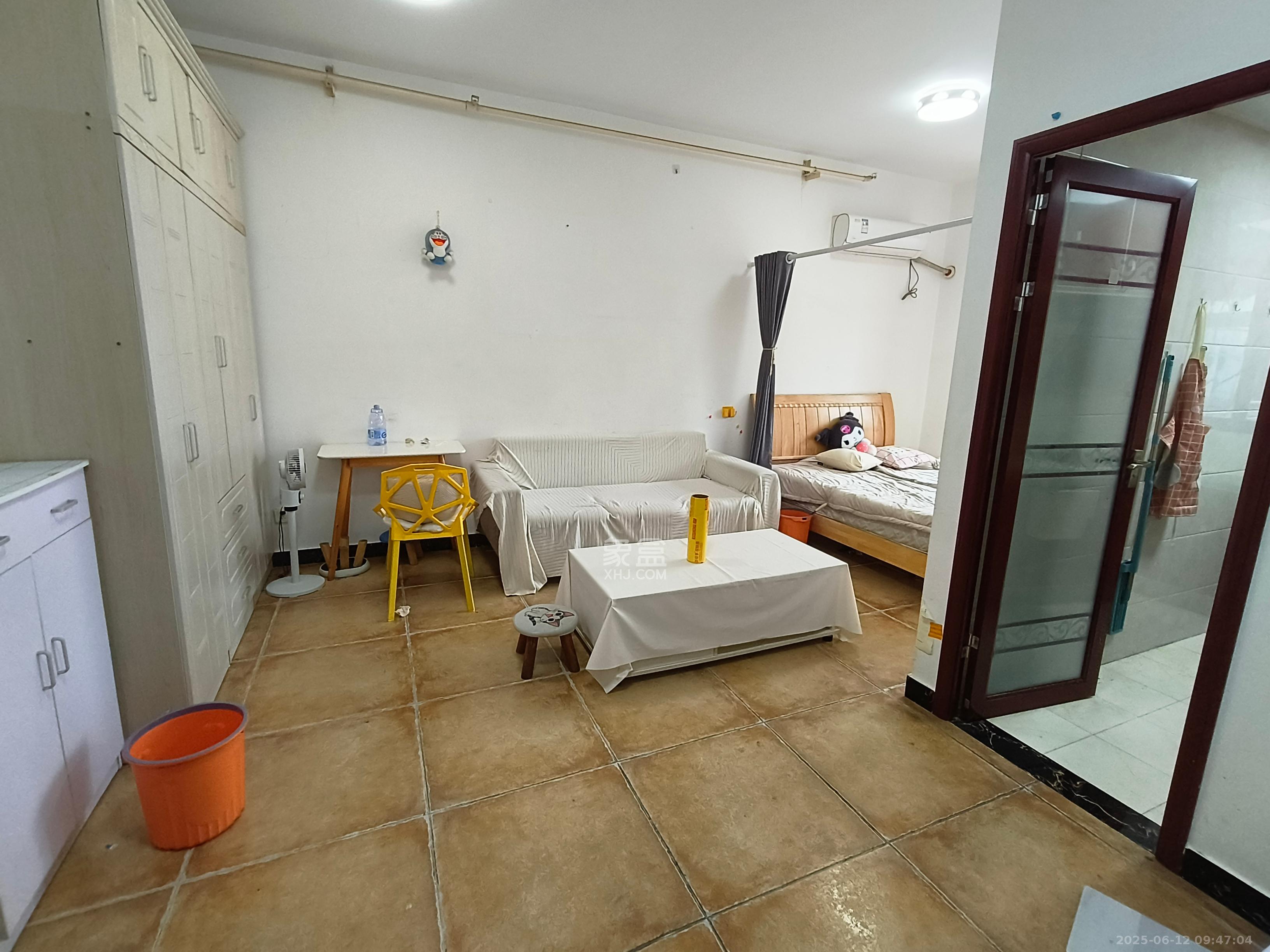 第六都(陆都小区) 1室1厅1卫 1800.0元/月 第六都(陆都小区) 1室1厅1卫 1800.0元/月室内图