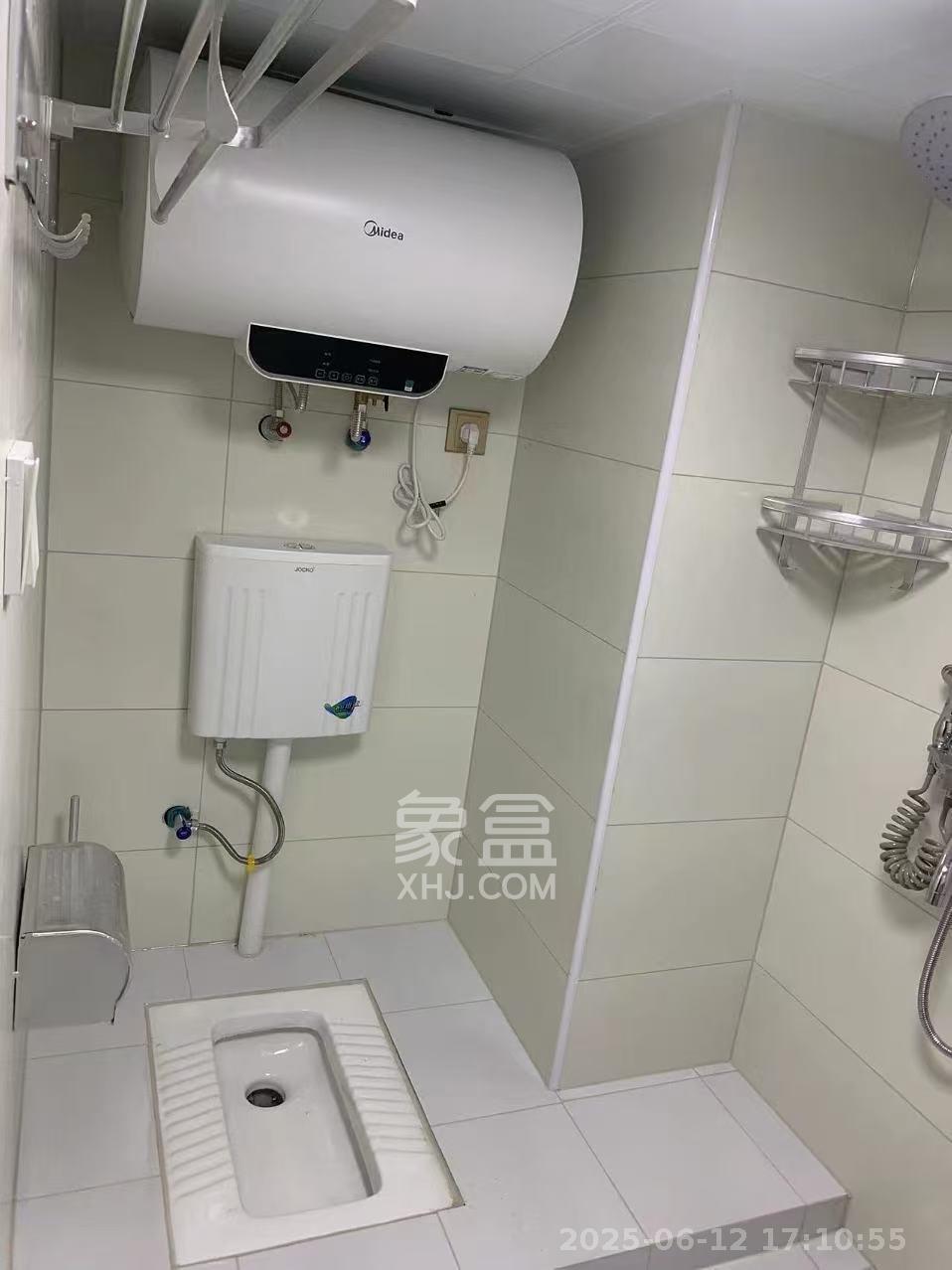 爱家当代境  1室1厅1卫   1300.00元/月室内图