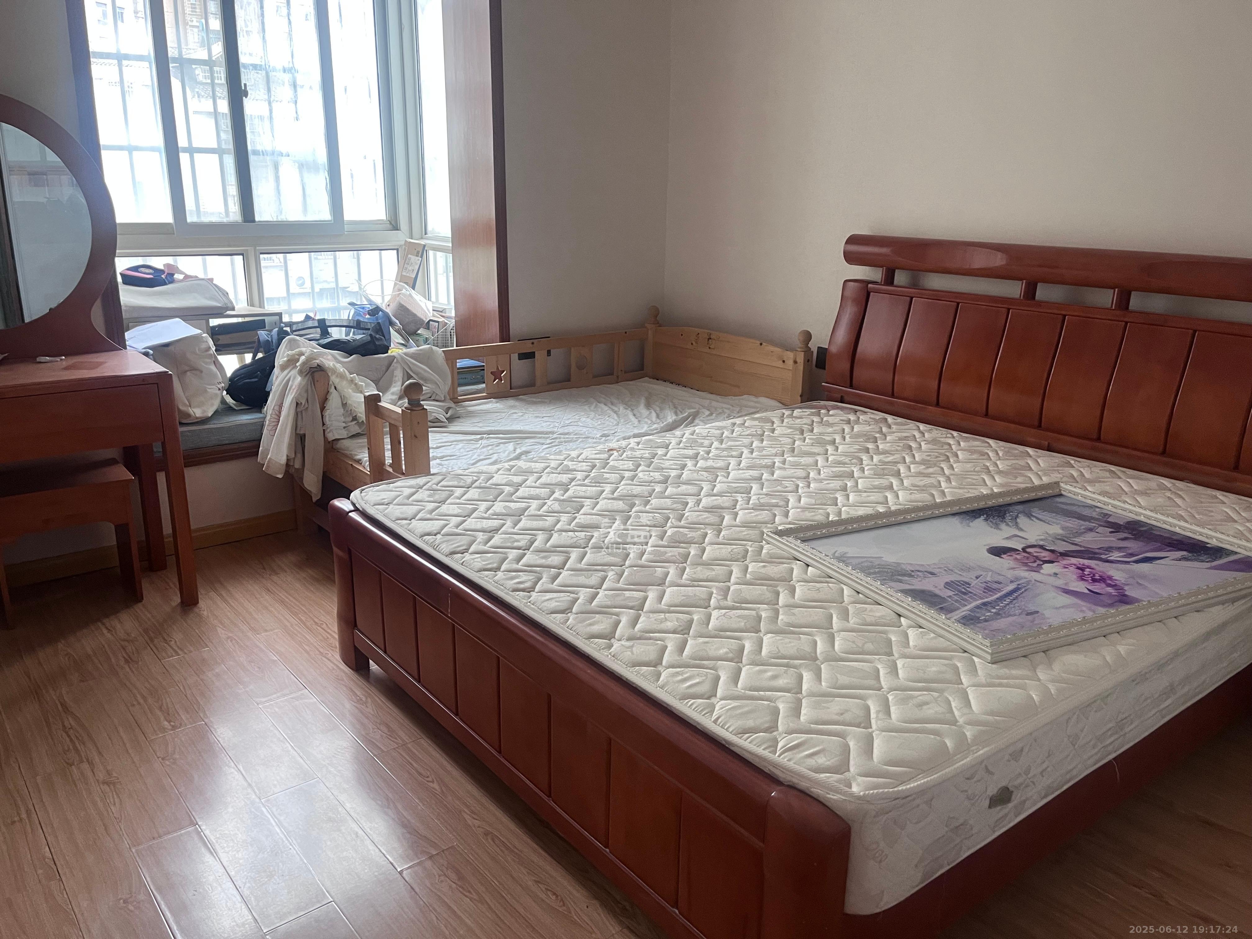 好家园 5室2厅2卫 2500.0元/月 好家园 5室2厅2卫 2500.0元/月室内图