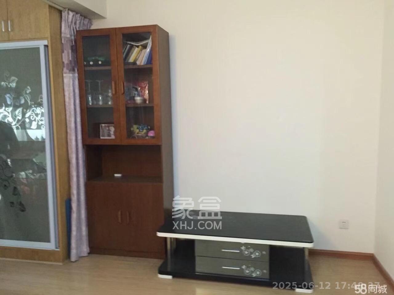时代公馆  1室1厅1卫   1500.00元/月室内图