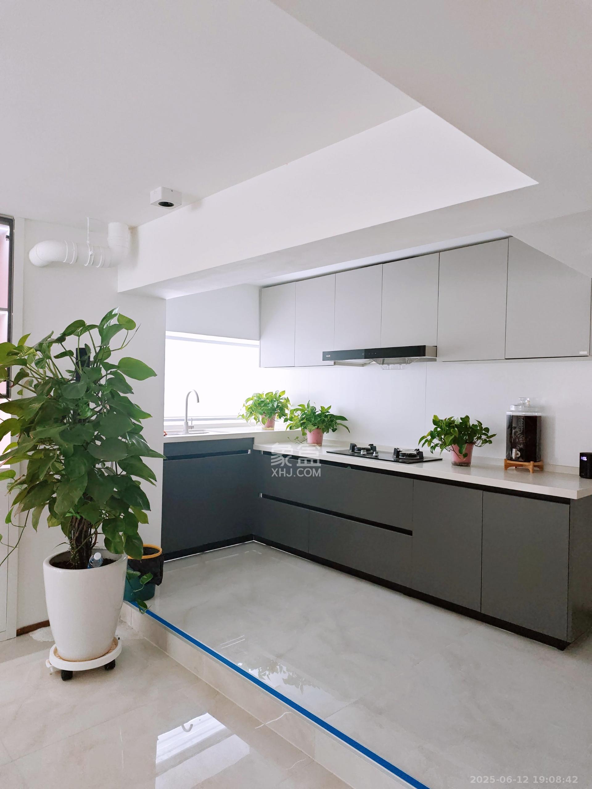 君悦新天地 2室1厅2卫 13000.0元/月 君悦新天地 2室1厅2卫 13000.0元/月室内图