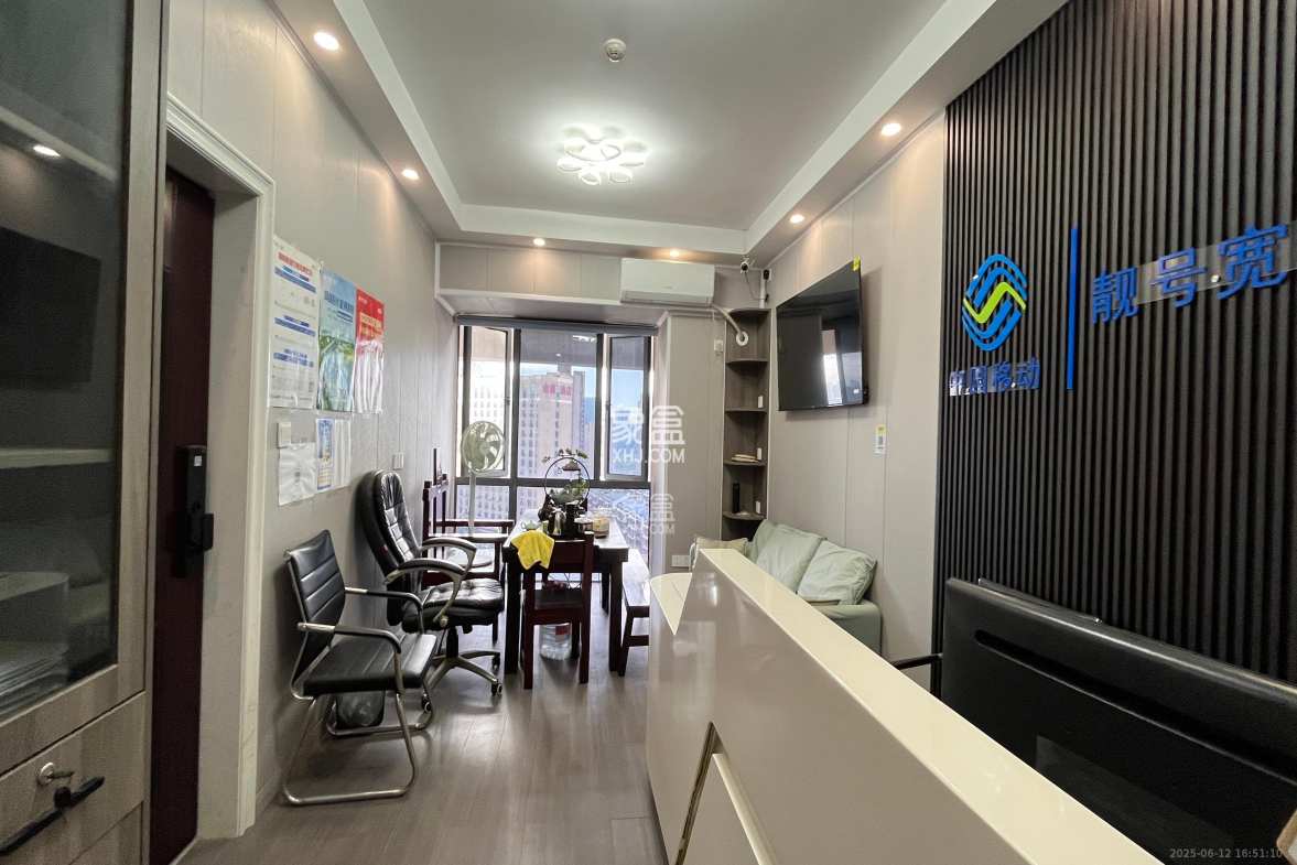 绿洲花园 1室1厅1卫 1700.0元/月 绿洲花园 1室1厅1卫 1700.0元/月室内图