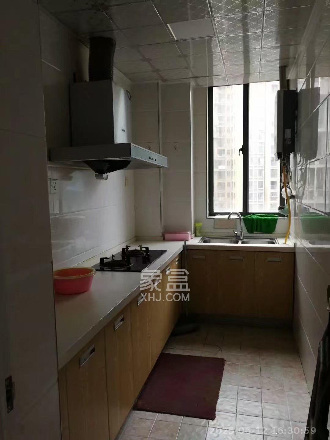 鑫远熙山 3室2厅1卫 2500.0元/月 鑫远熙山 3室2厅1卫 2500.0元/月室内图