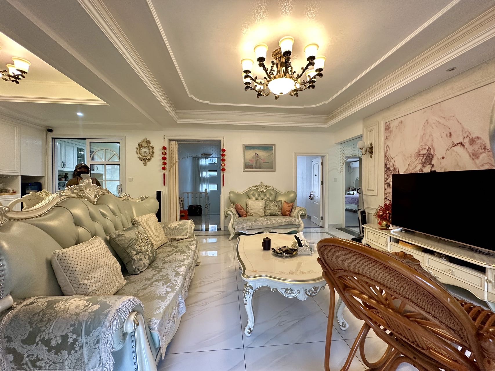 城市海岸一期 3室2厅2卫 420.0万 城市海岸一期 3室2厅2卫 420.0万客厅