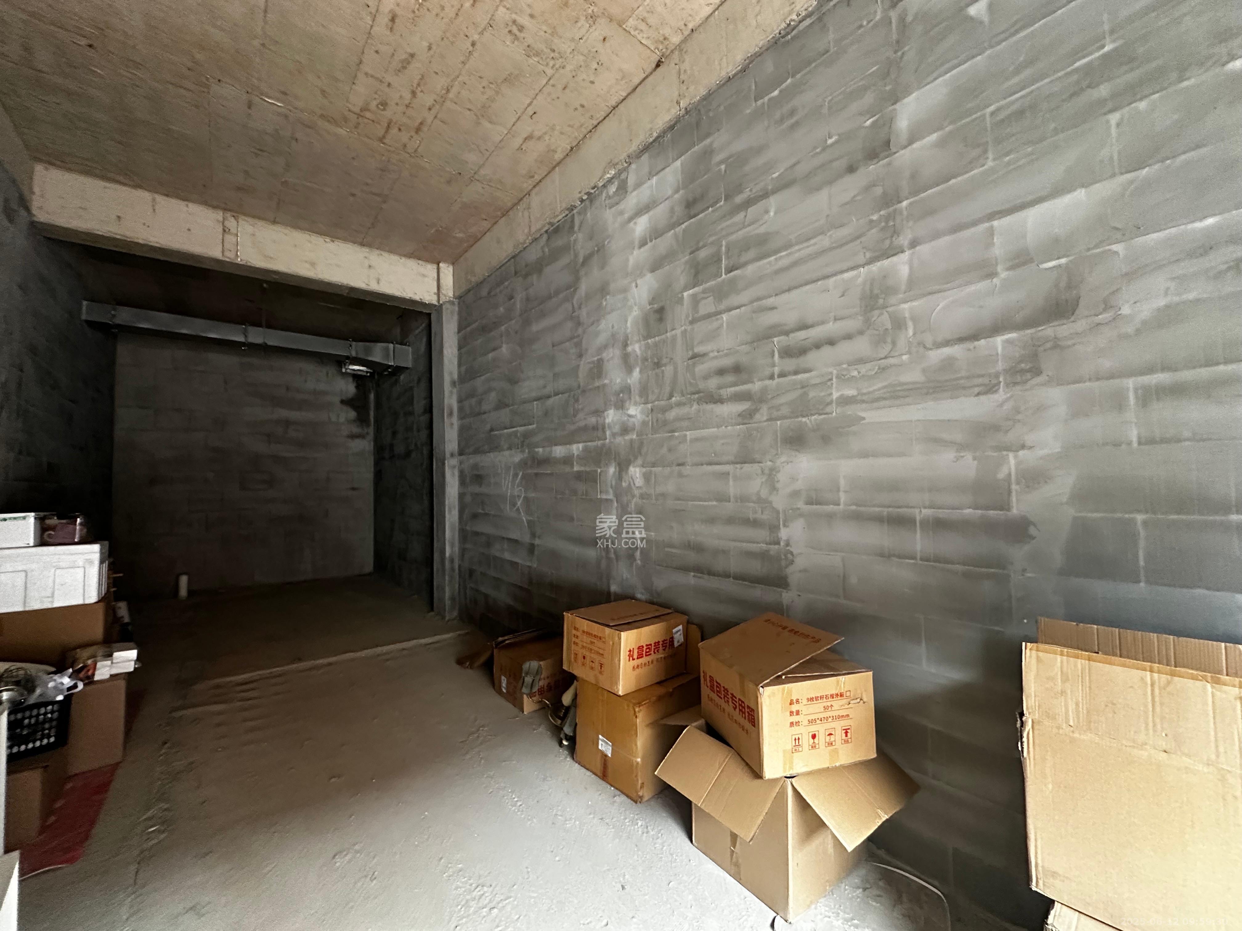 保利香槟国际E区   50.0㎡      1800.0元/月室内图