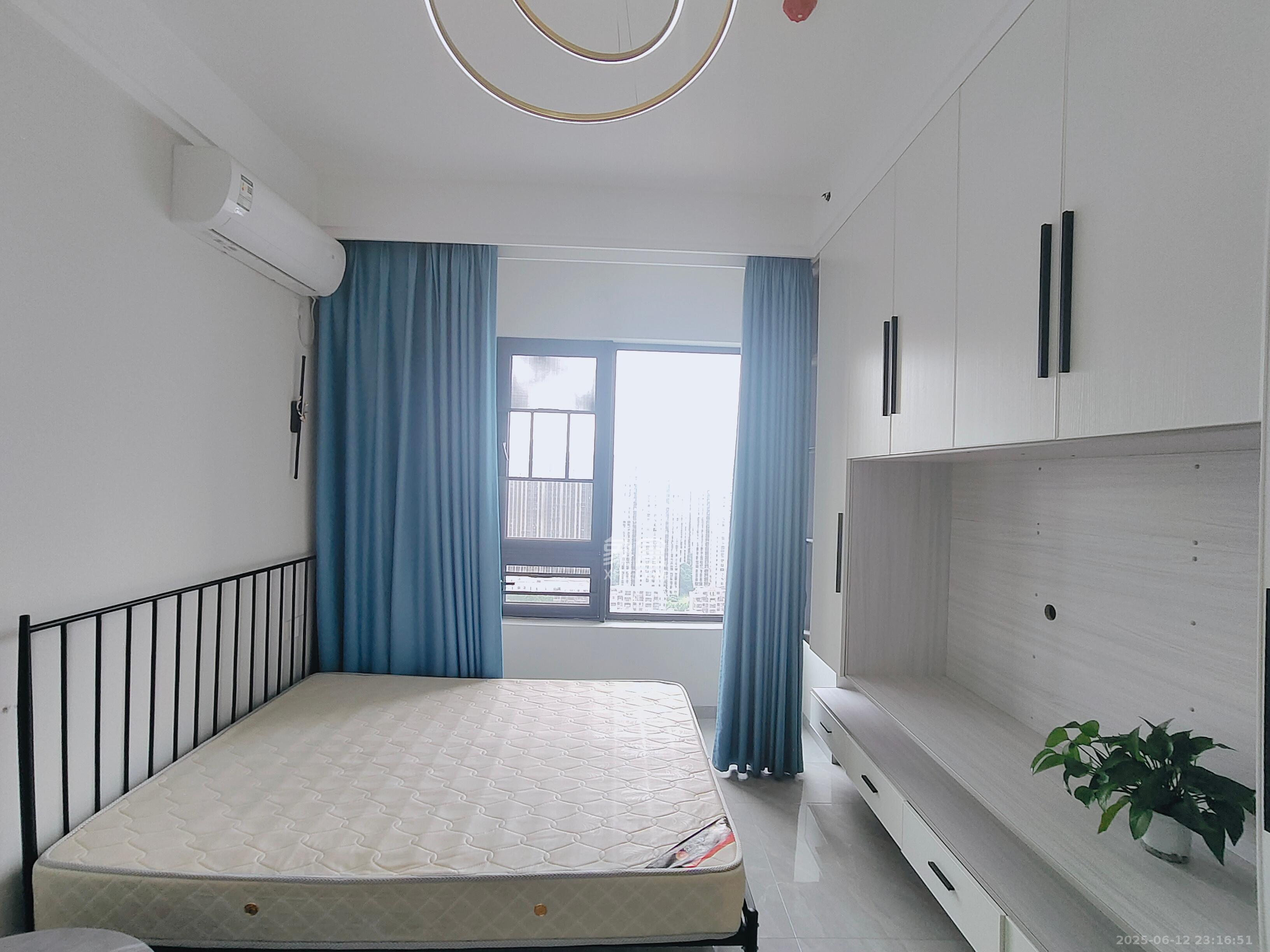 新城悦隽公园 1室1厅1卫 1200.0元/月 新城悦隽公园 1室1厅1卫 1200.0元/月室内图