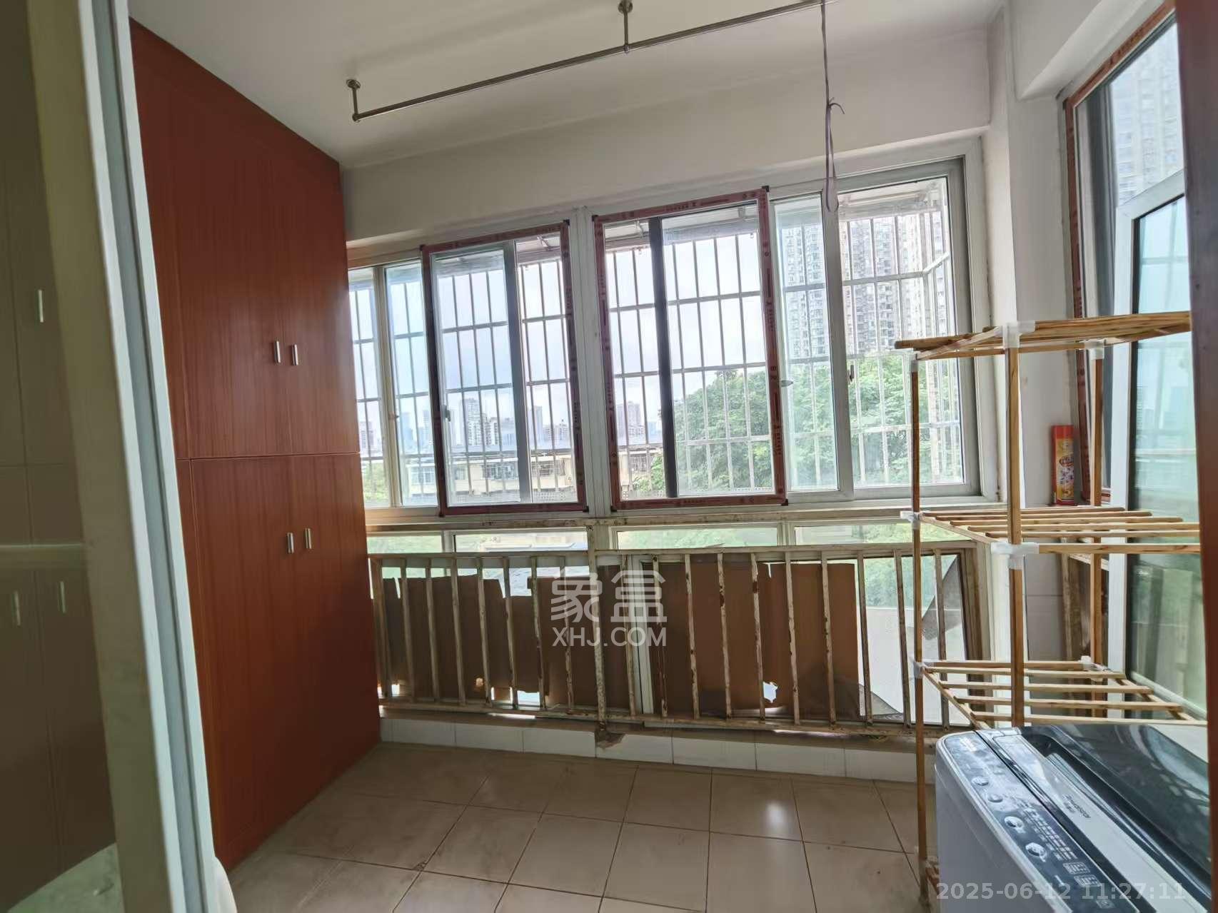 菁华源 2室1厅1卫 1300.0元/月 菁华源 2室1厅1卫 1300.0元/月室内图