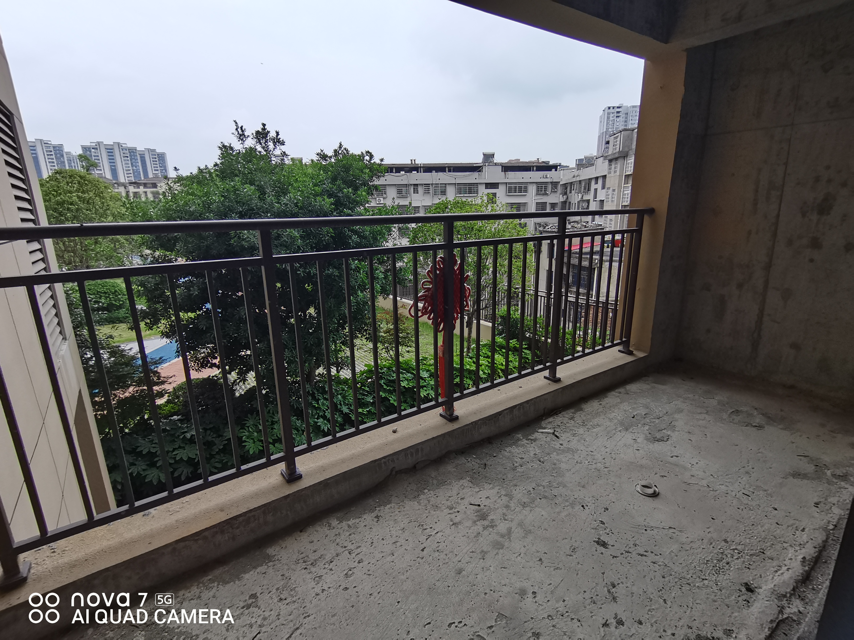 鑫湘悦璟台 4室2厅2卫 68.8万 鑫湘悦璟台 4室2厅2卫 68.8万客厅