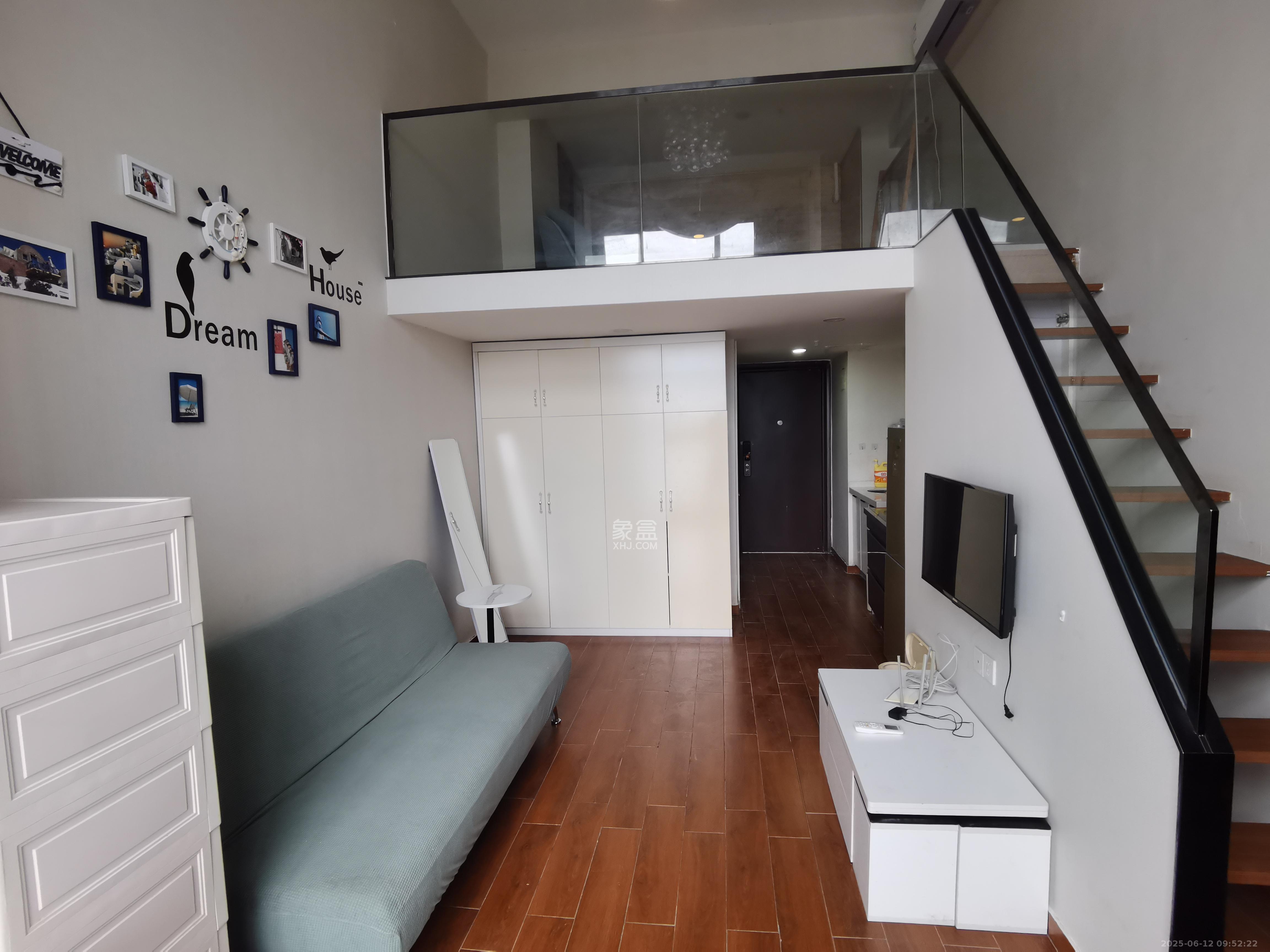 兰亭湾畔 1室1厅1卫 2000.0元/月 兰亭湾畔 1室1厅1卫 2000.0元/月室内图