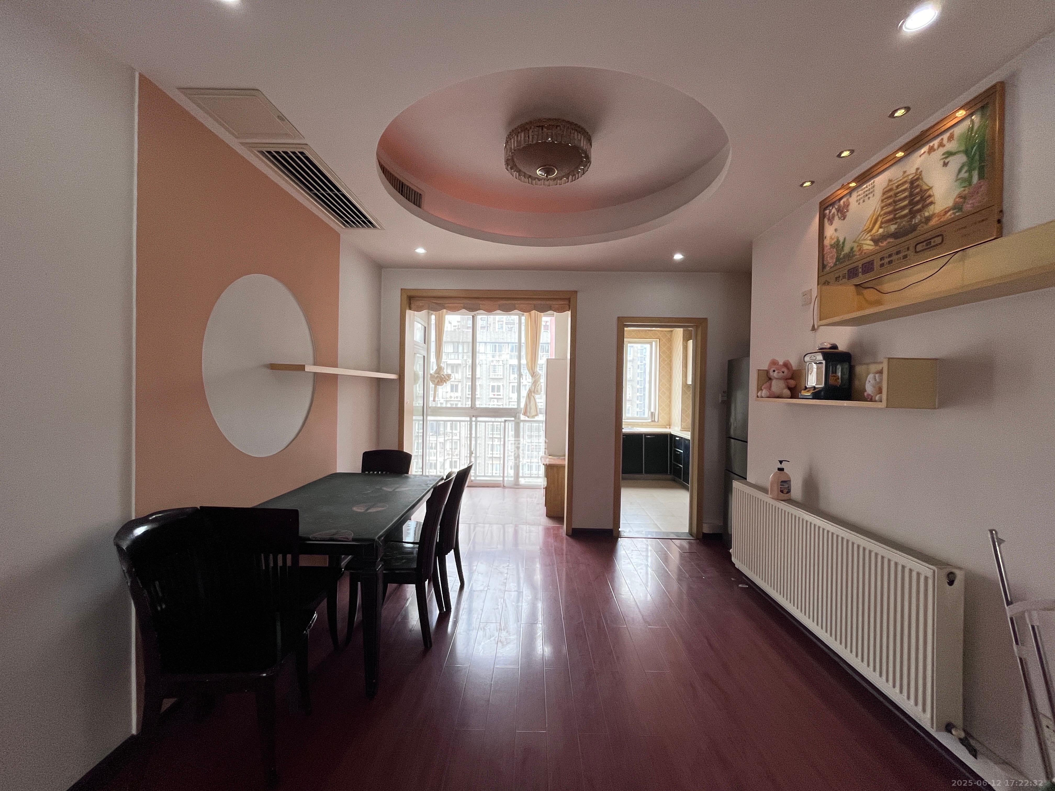 陶然居 4室2厅2卫 2400.0元/月 陶然居 4室2厅2卫 2400.0元/月室内图