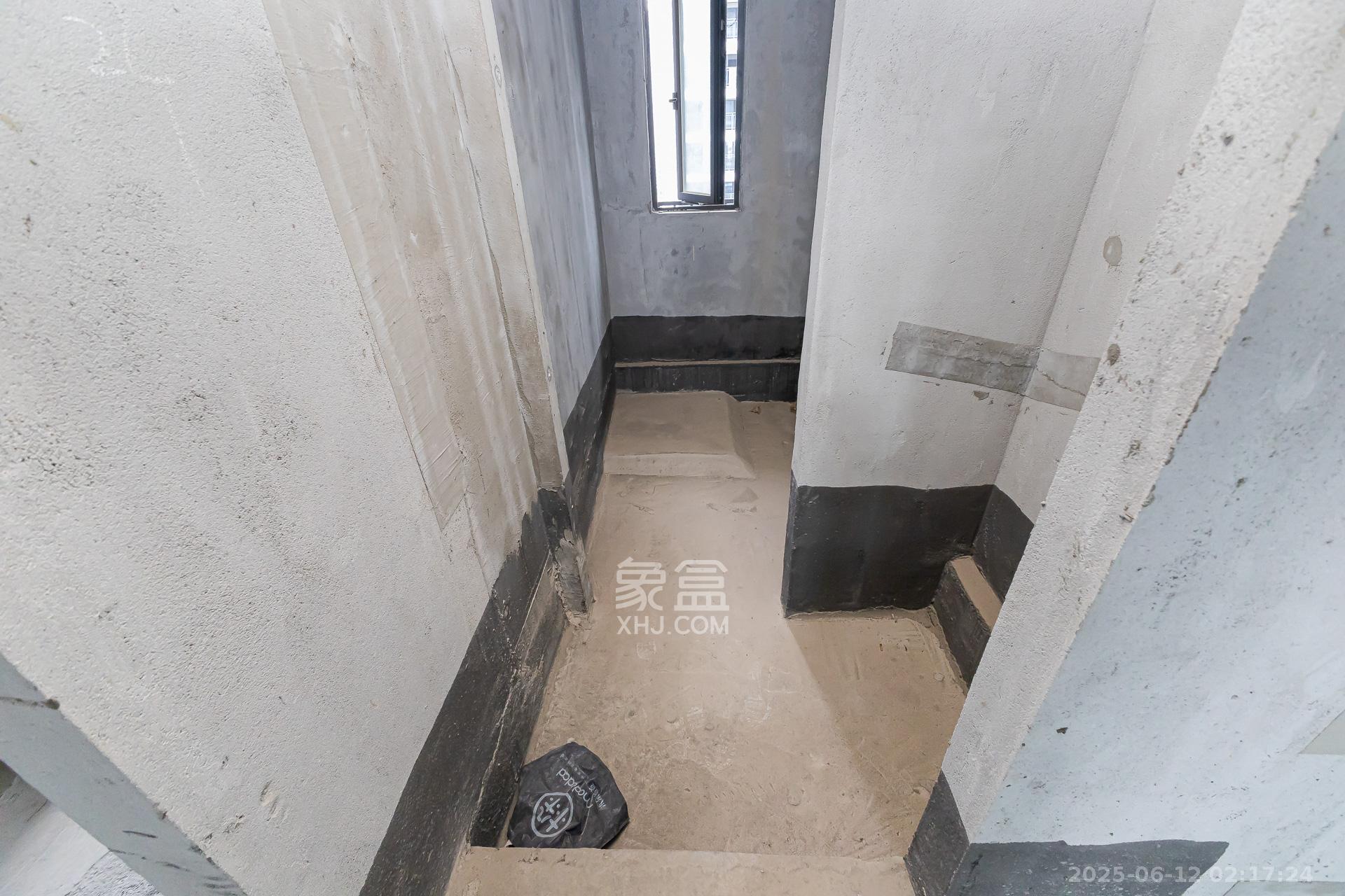 越秀湘江星汇城二期 4室2厅2卫 128.0万 越秀湘江星汇城二期 4室2厅2卫 128.0万卫生间