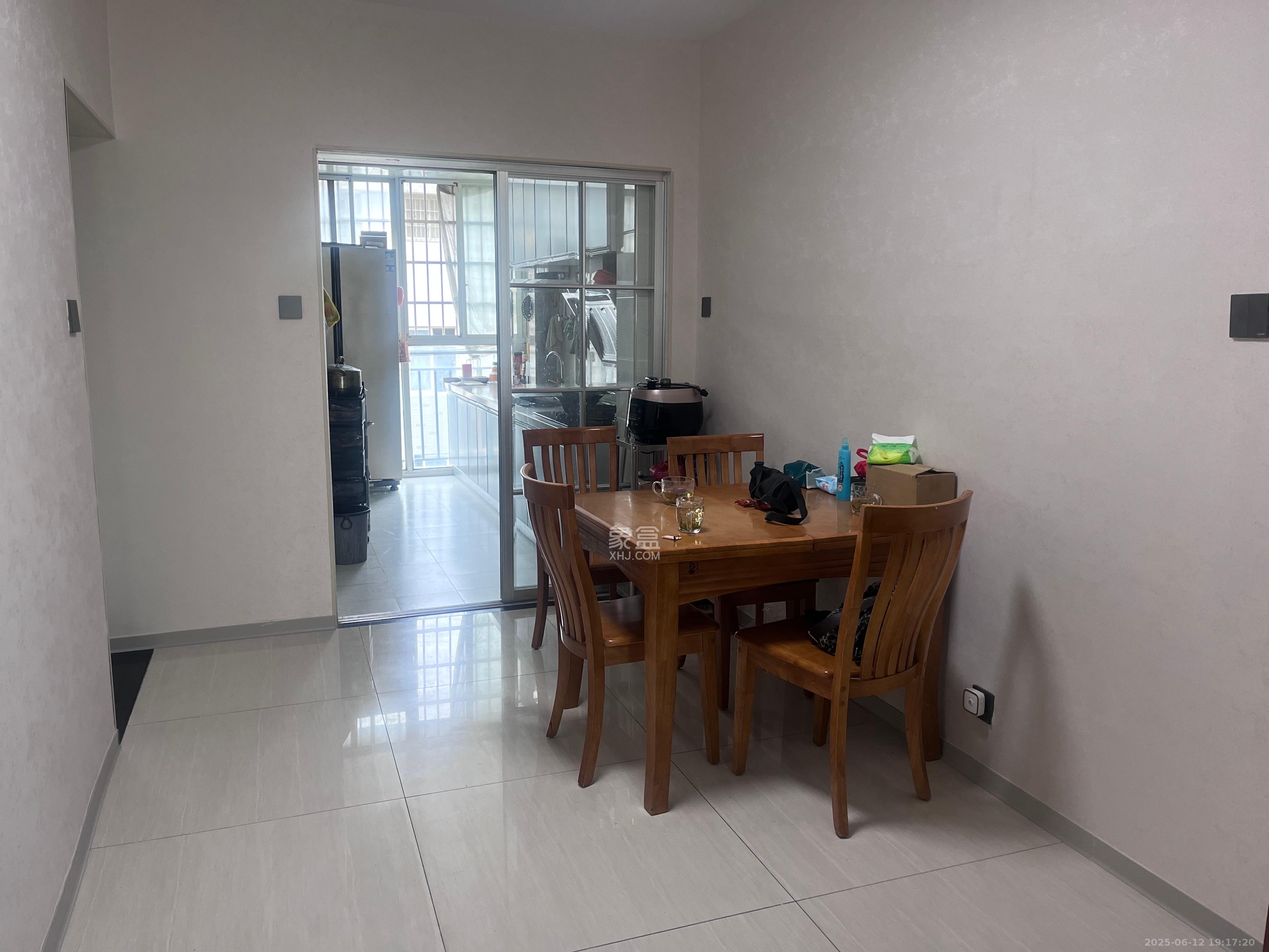 好家园 5室2厅2卫 2500.0元/月 好家园 5室2厅2卫 2500.0元/月室内图