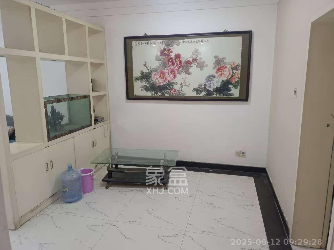 湘凯综合楼  1室0厅0卫   1600.00元/月室内图