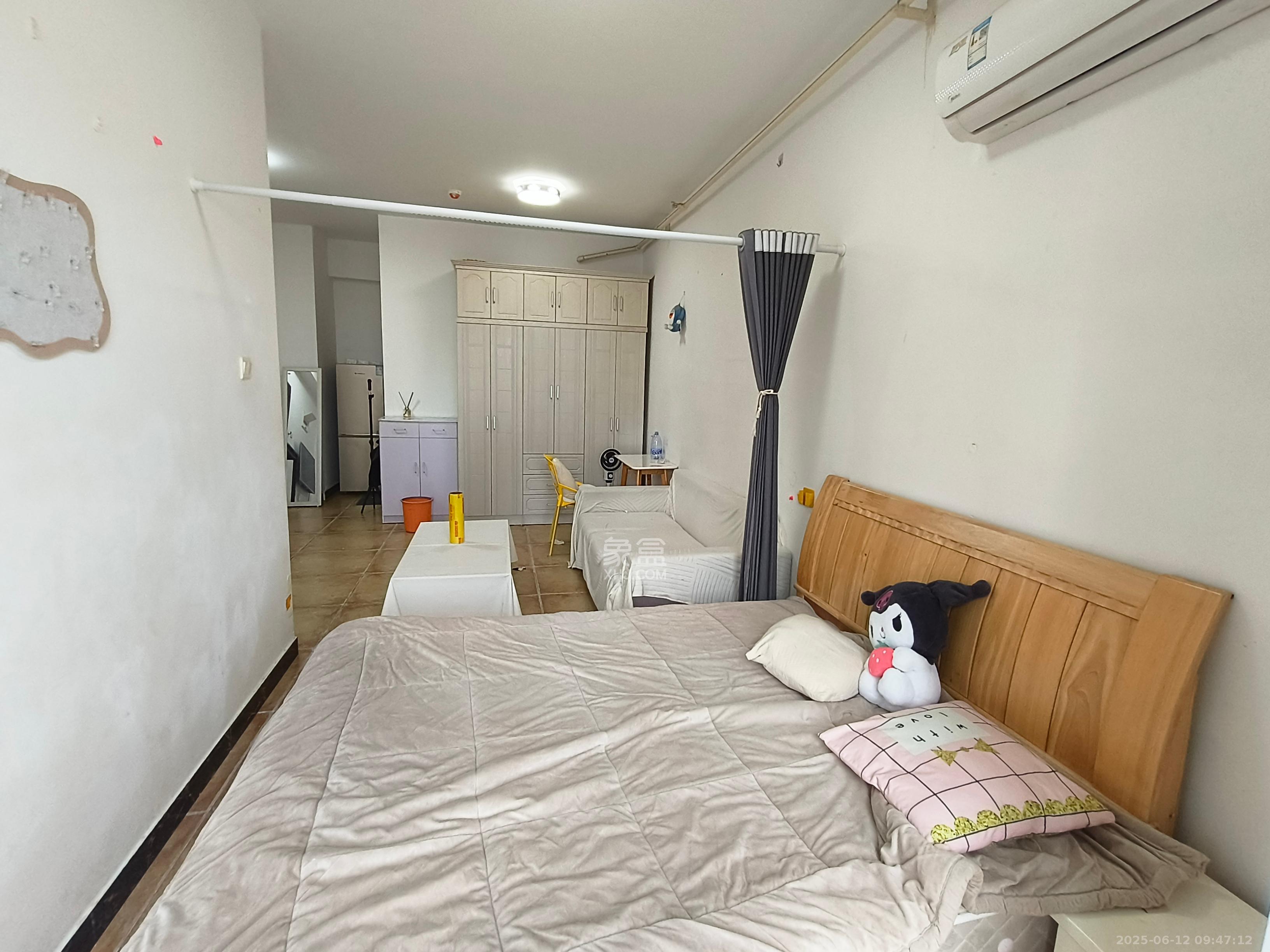 第六都(陆都小区) 1室1厅1卫 1800.0元/月 第六都(陆都小区) 1室1厅1卫 1800.0元/月室内图