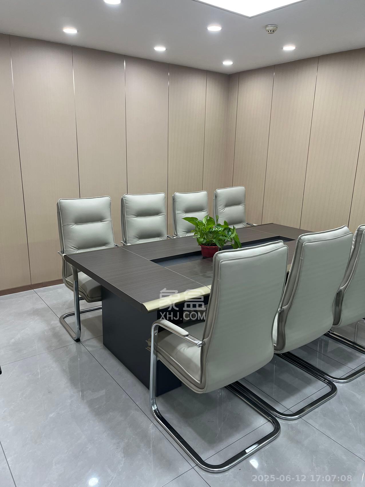 湘域中央 5室2厅1卫 14800.0元/月 湘域中央 5室2厅1卫 14800.0元/月室内图