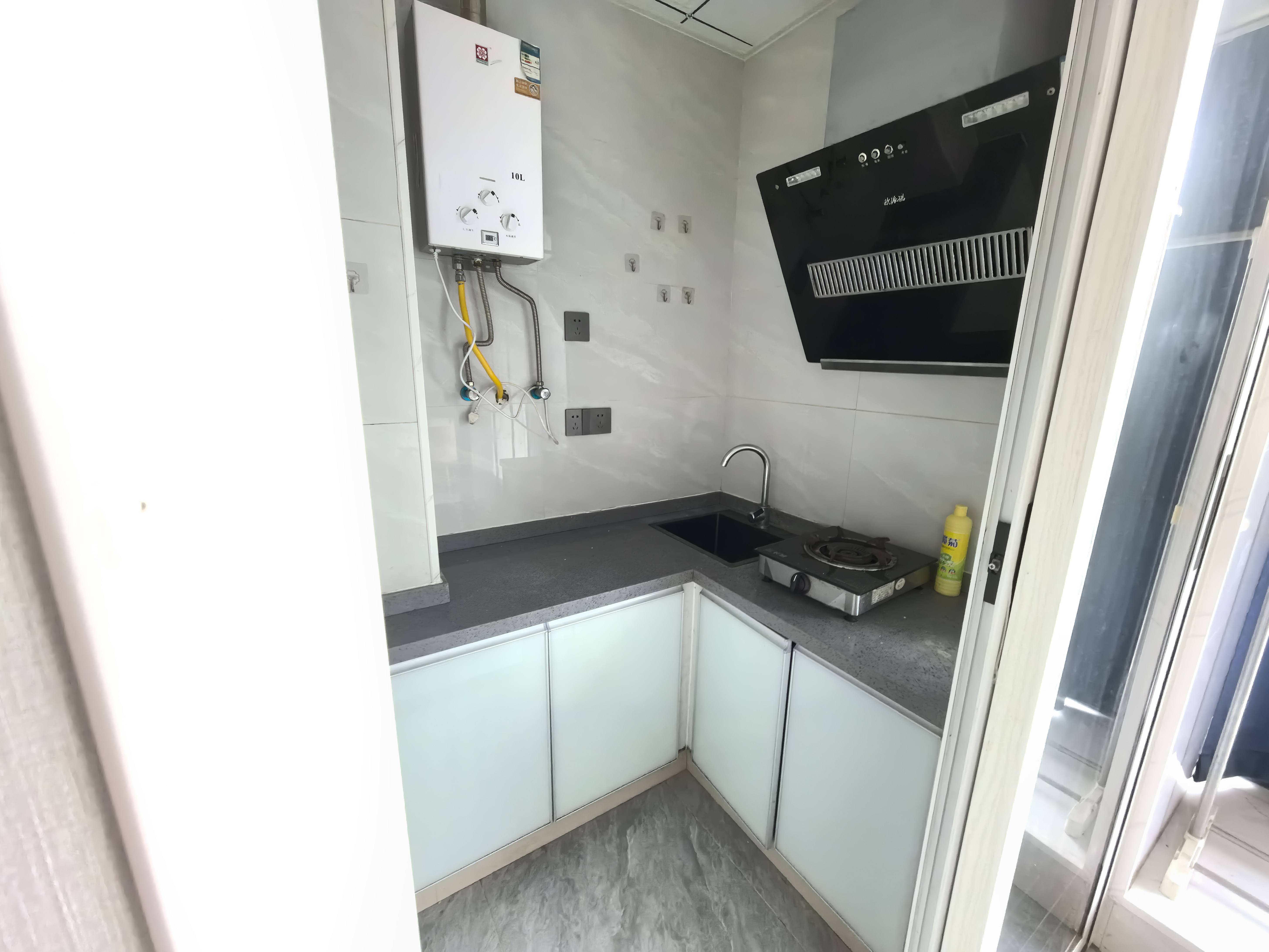 鑫天国际(鑫天偶遇) 1室0厅0卫 1400.0元/月 鑫天国际(鑫天偶遇) 1室0厅0卫 1400.0元/月室内图