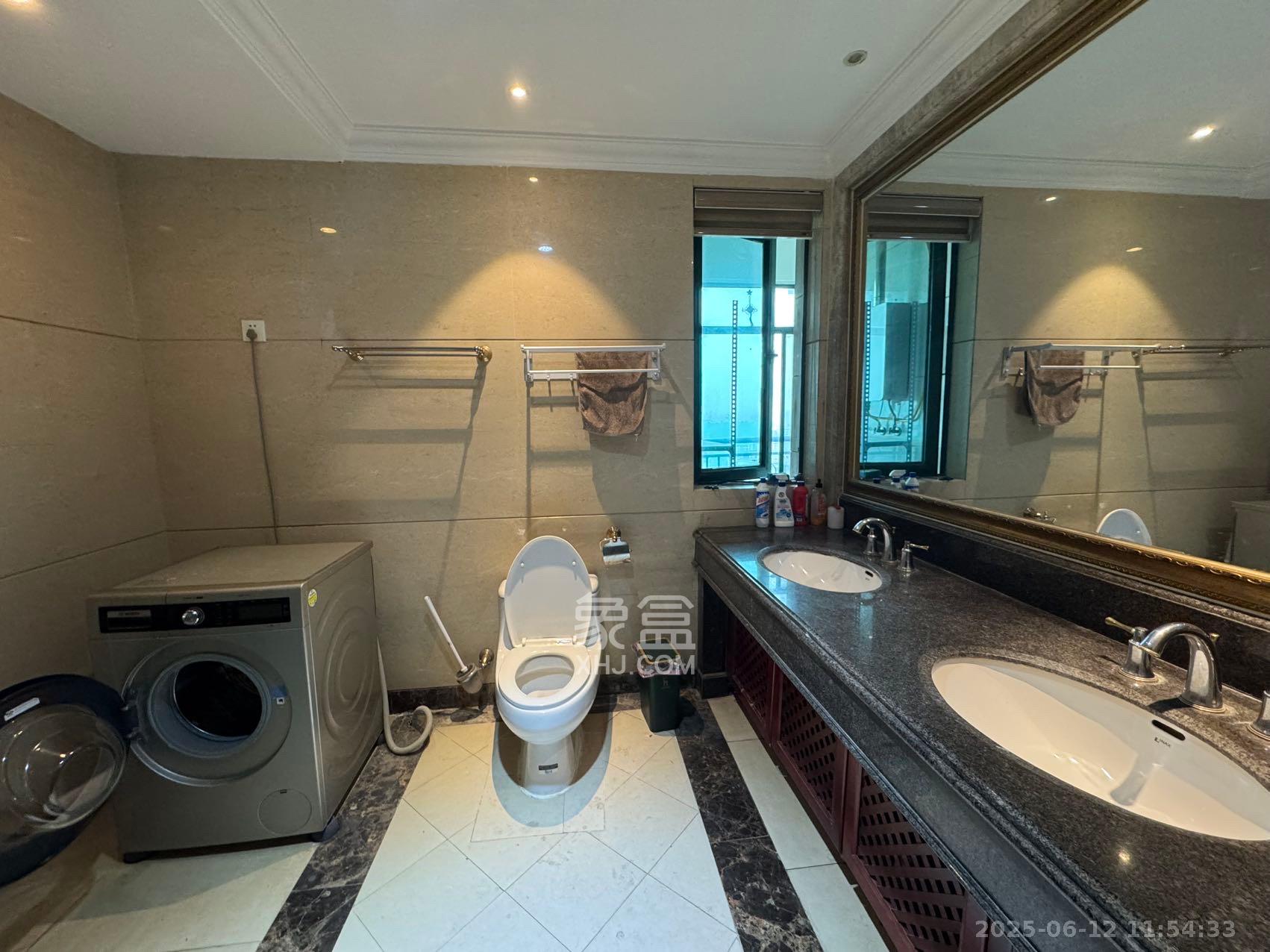 恒大雅苑  4室2厅3卫    6000.0元/月室内图