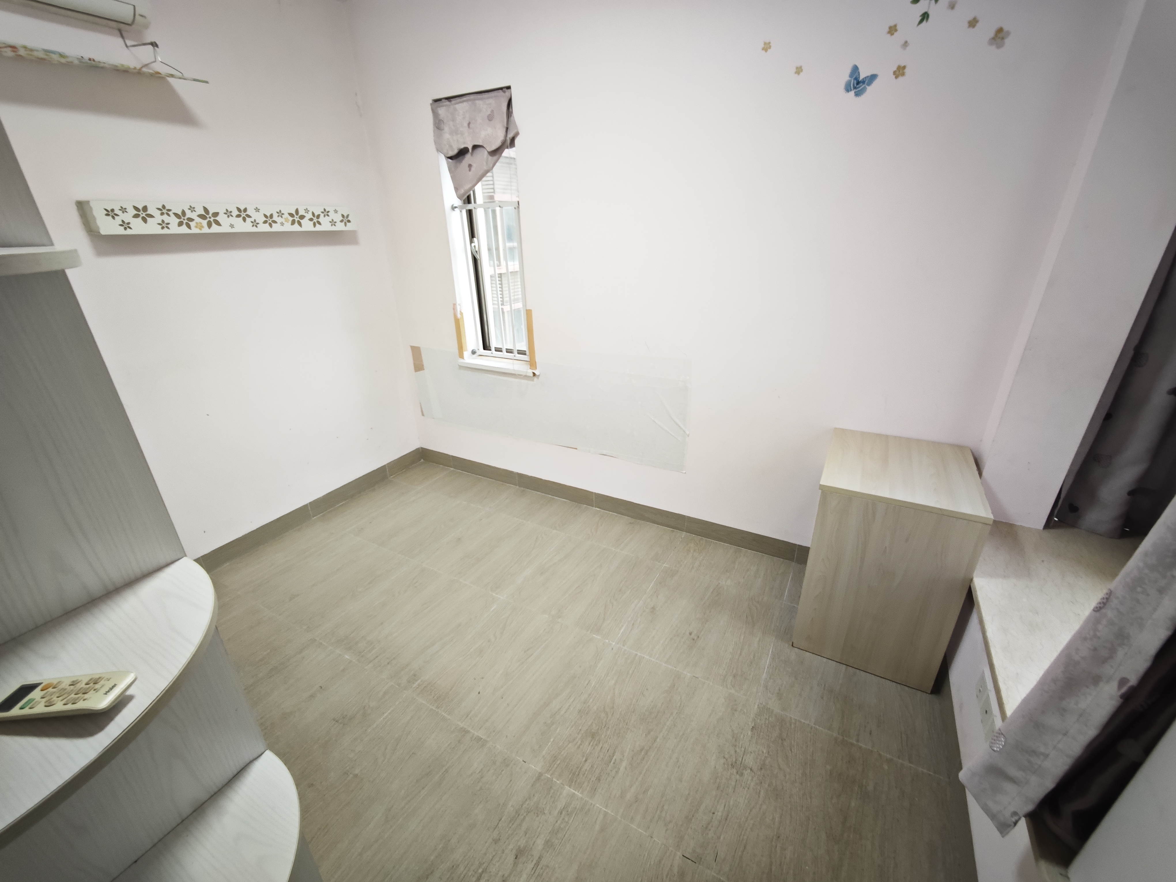 滨江绿都 3室1厅1卫 109.0万 滨江绿都 3室1厅1卫 109.0万客厅