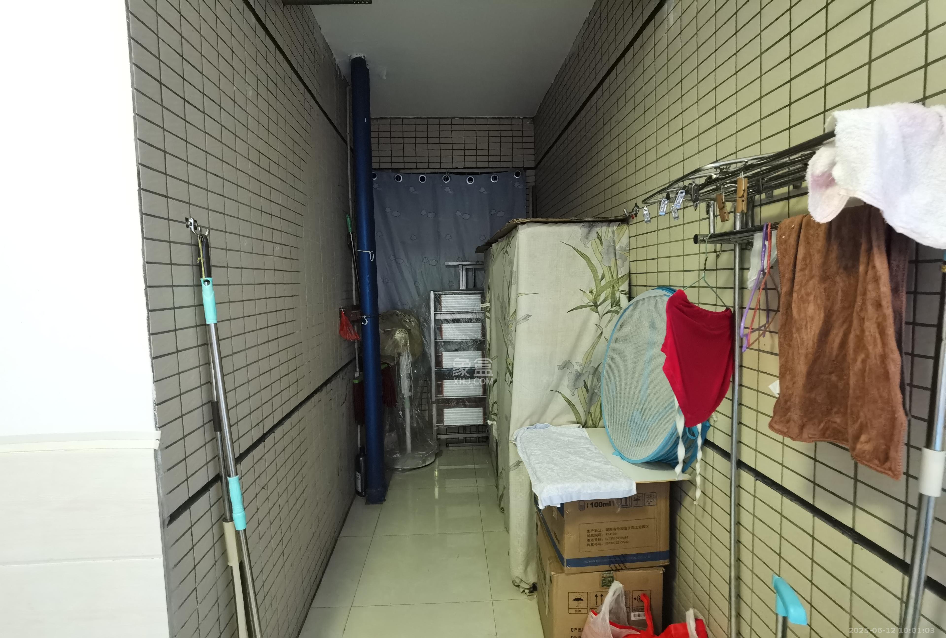 乾源国际  2室2厅1卫   1800.00元/月室内图