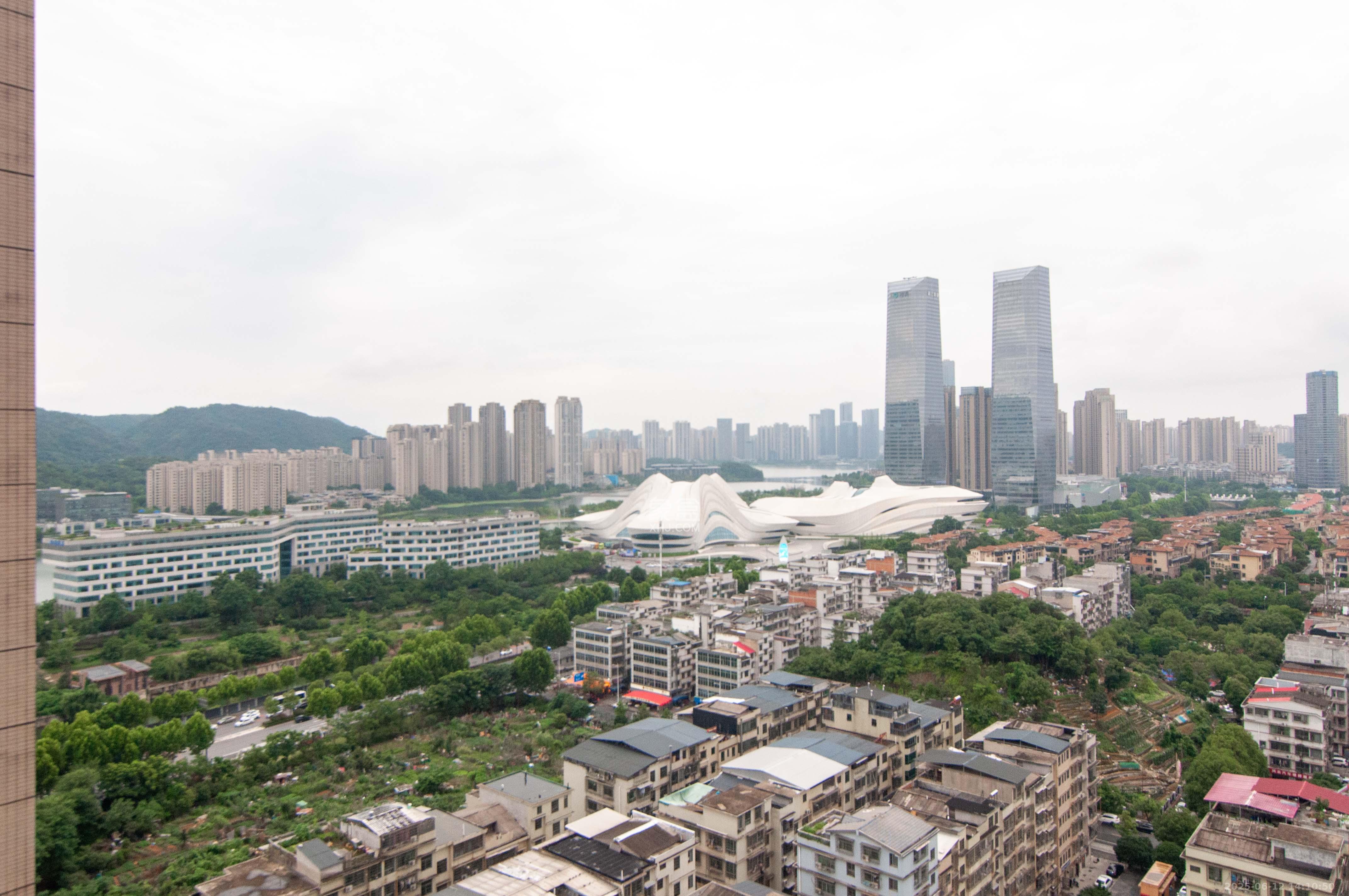 达美D6区 4室2厅2卫 145.0万 达美D6区 4室2厅2卫 145.0万其他