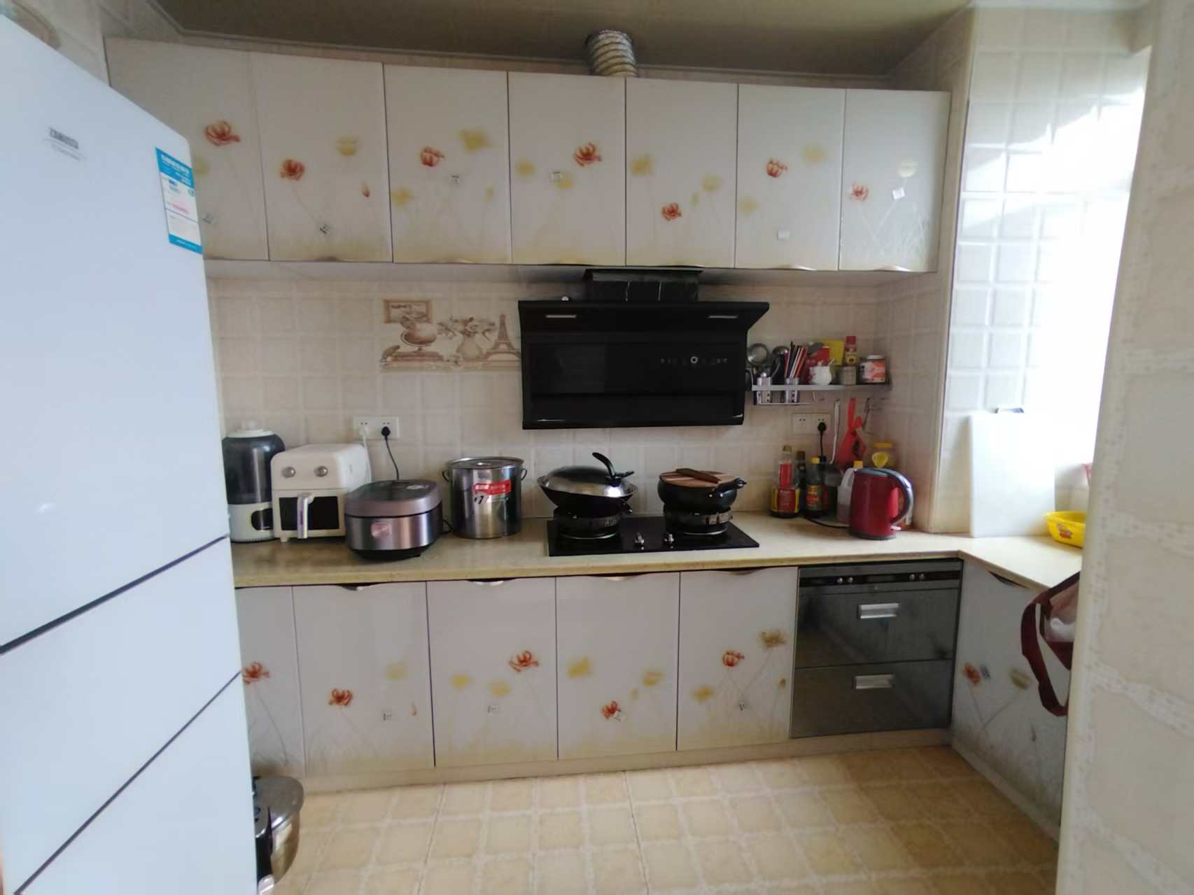 百弘学府城 3室2厅2卫 1600.0元/月 百弘学府城 3室2厅2卫 1600.0元/月室内图