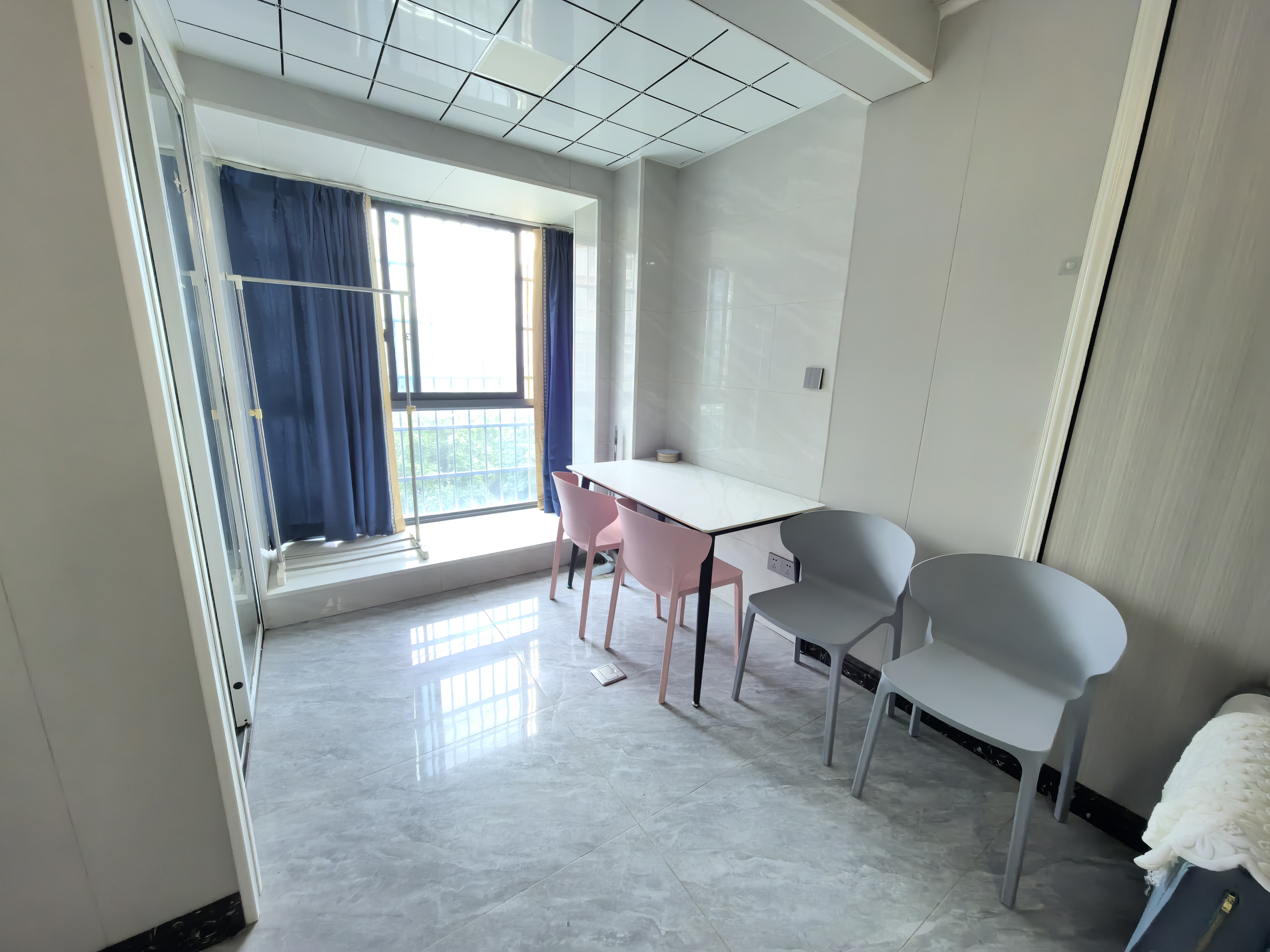 鑫天国际(鑫天偶遇) 1室0厅0卫 1400.0元/月 鑫天国际(鑫天偶遇) 1室0厅0卫 1400.0元/月室内图