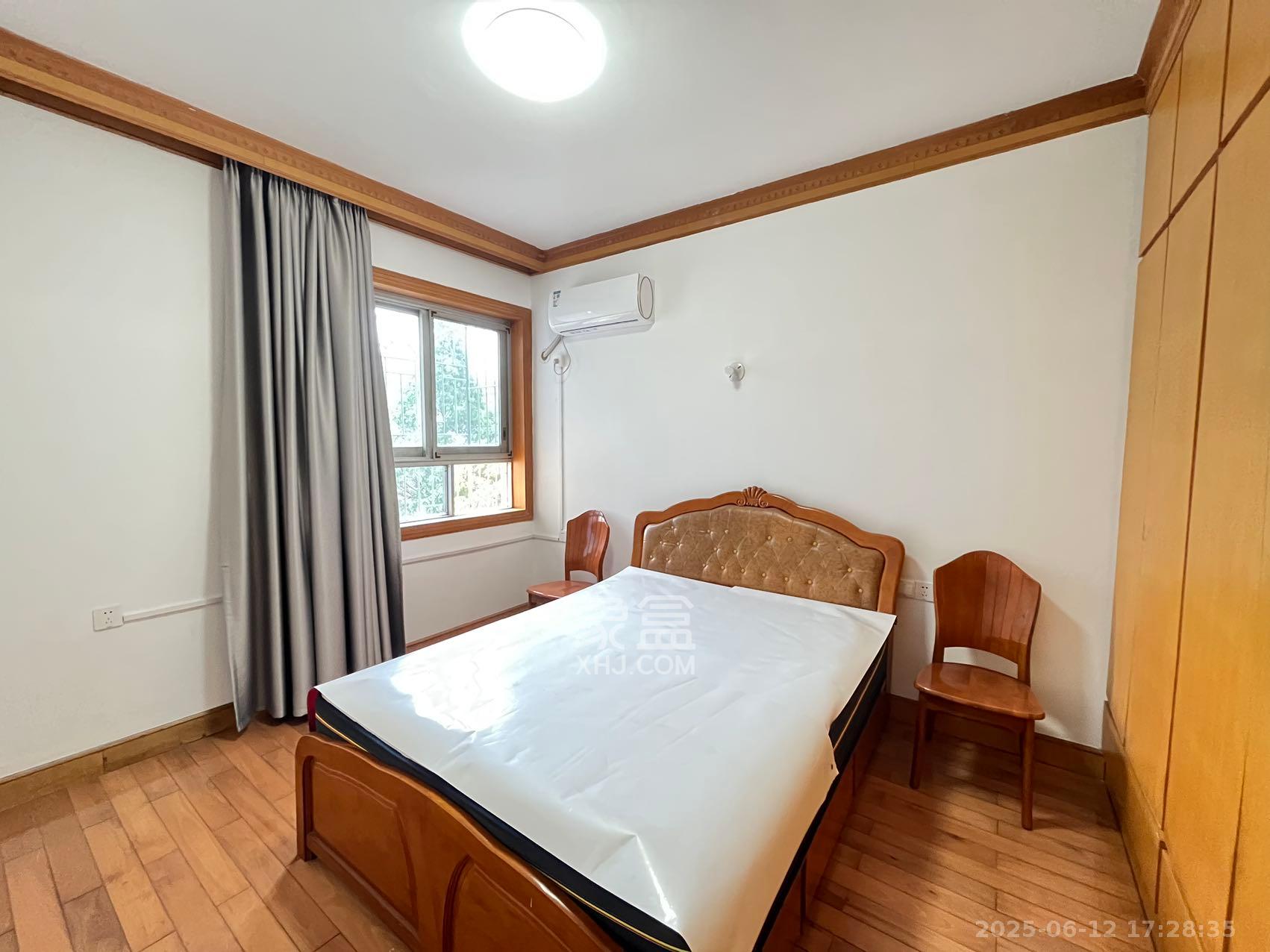 中南大学南校区 3室2厅1卫 2600.0元/月 中南大学南校区 3室2厅1卫 2600.0元/月室内图