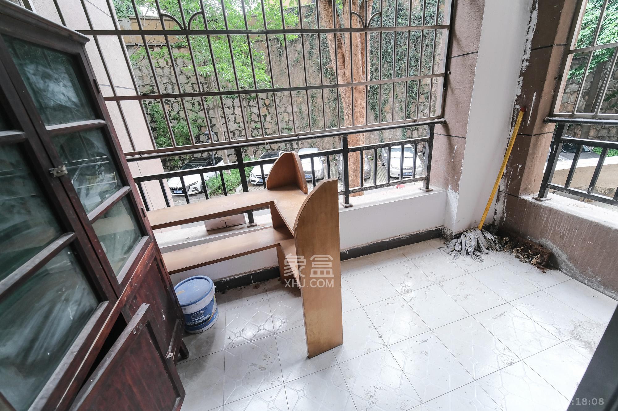 好望谷 1室2厅1卫 50.0万 好望谷 1室2厅1卫 50.0万阳台