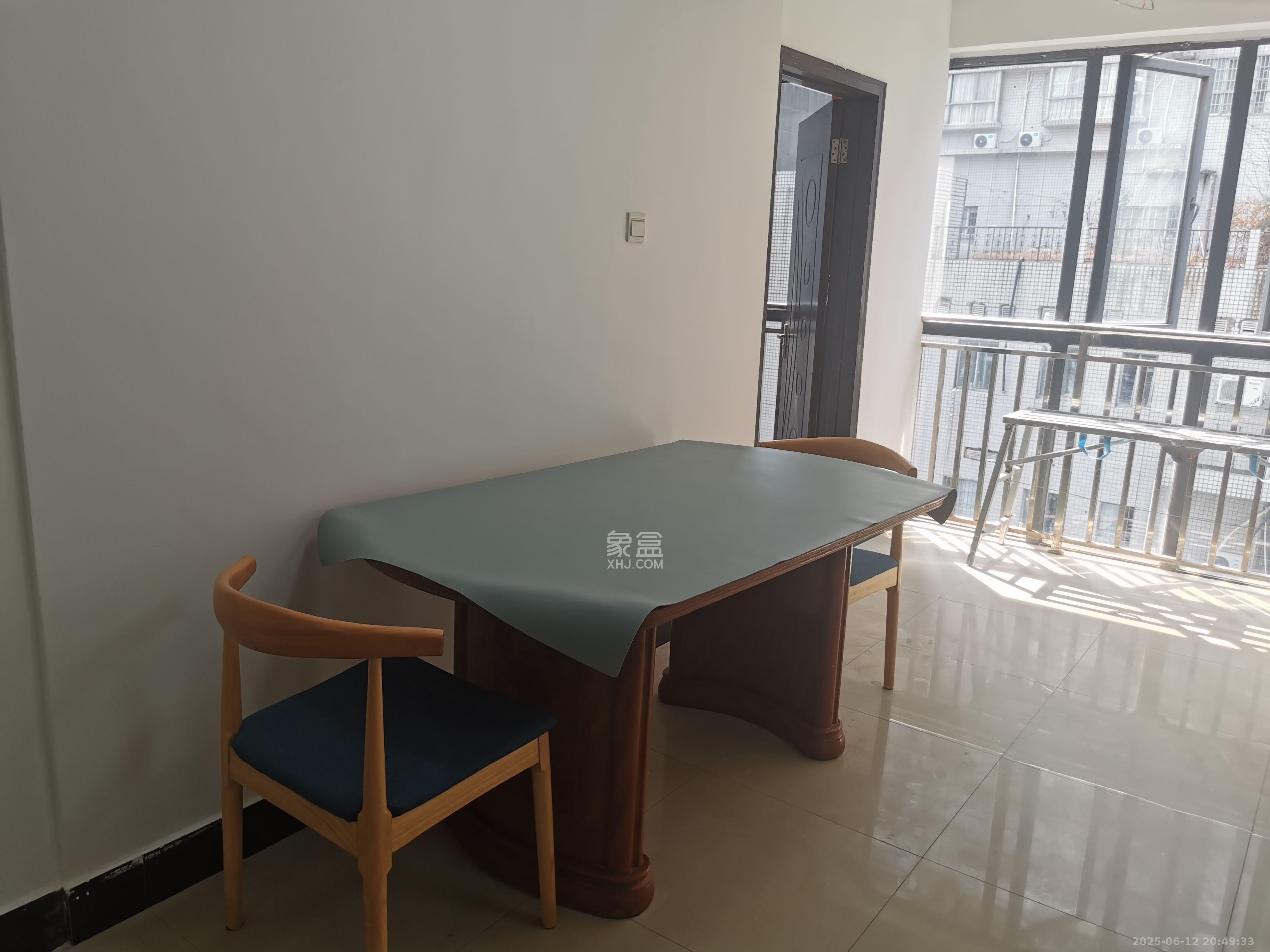 枫丹雅苑(天辰枫丹白露) 2室2厅1卫 3500.0元/月 枫丹雅苑(天辰枫丹白露) 2室2厅1卫 3500.0元/月室内图