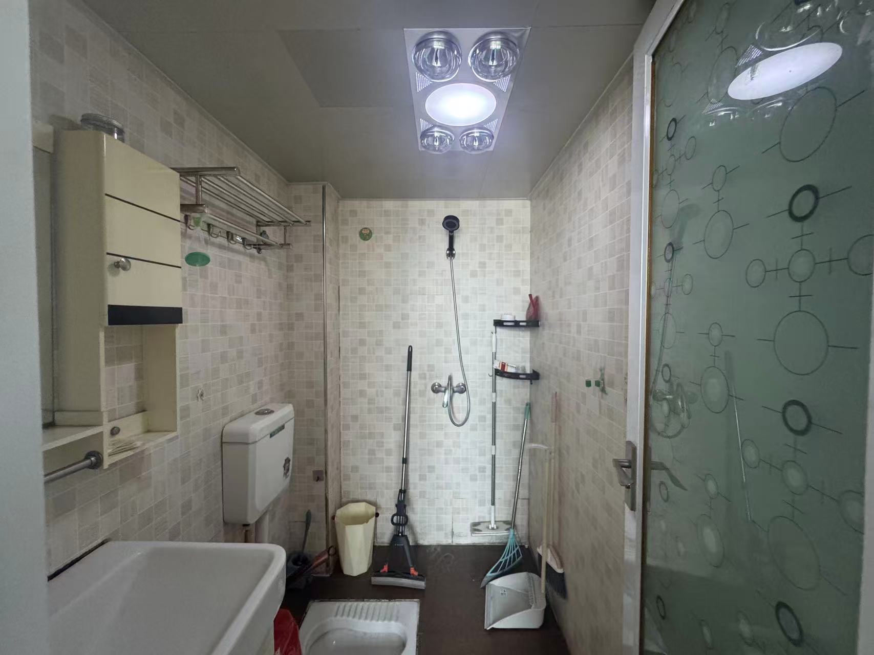 鹏利广场 1室1厅1卫 1000.0元/月 鹏利广场 1室1厅1卫 1000.0元/月室内图