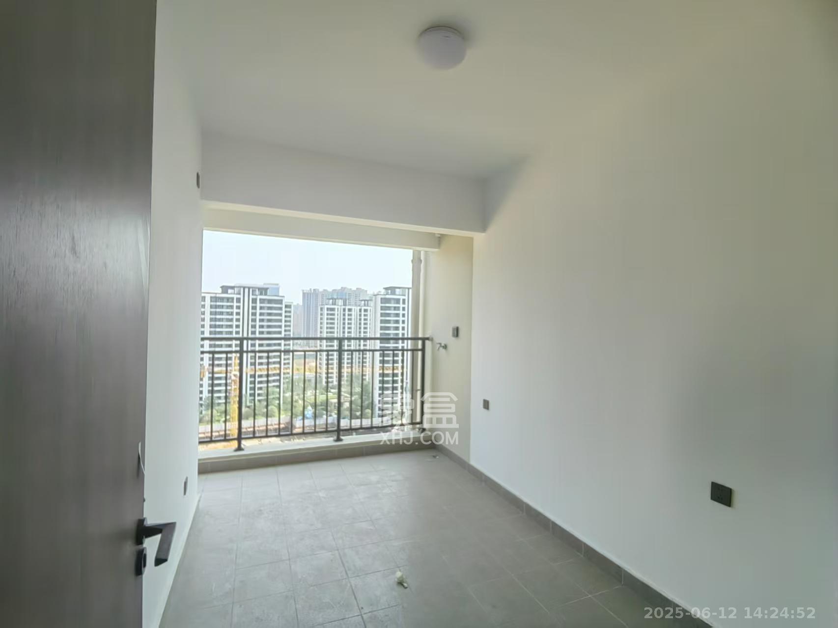 新华联梦想城  5室2厅2卫    2800.0元/月 新华联梦想城  5室2厅2卫    2800.0元/月